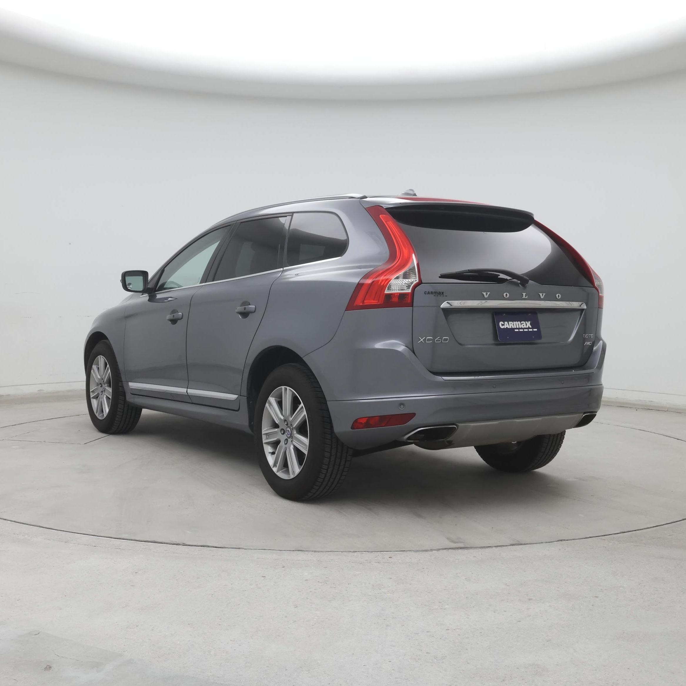Thumbnail: 2016 Volvo XC60 - 2