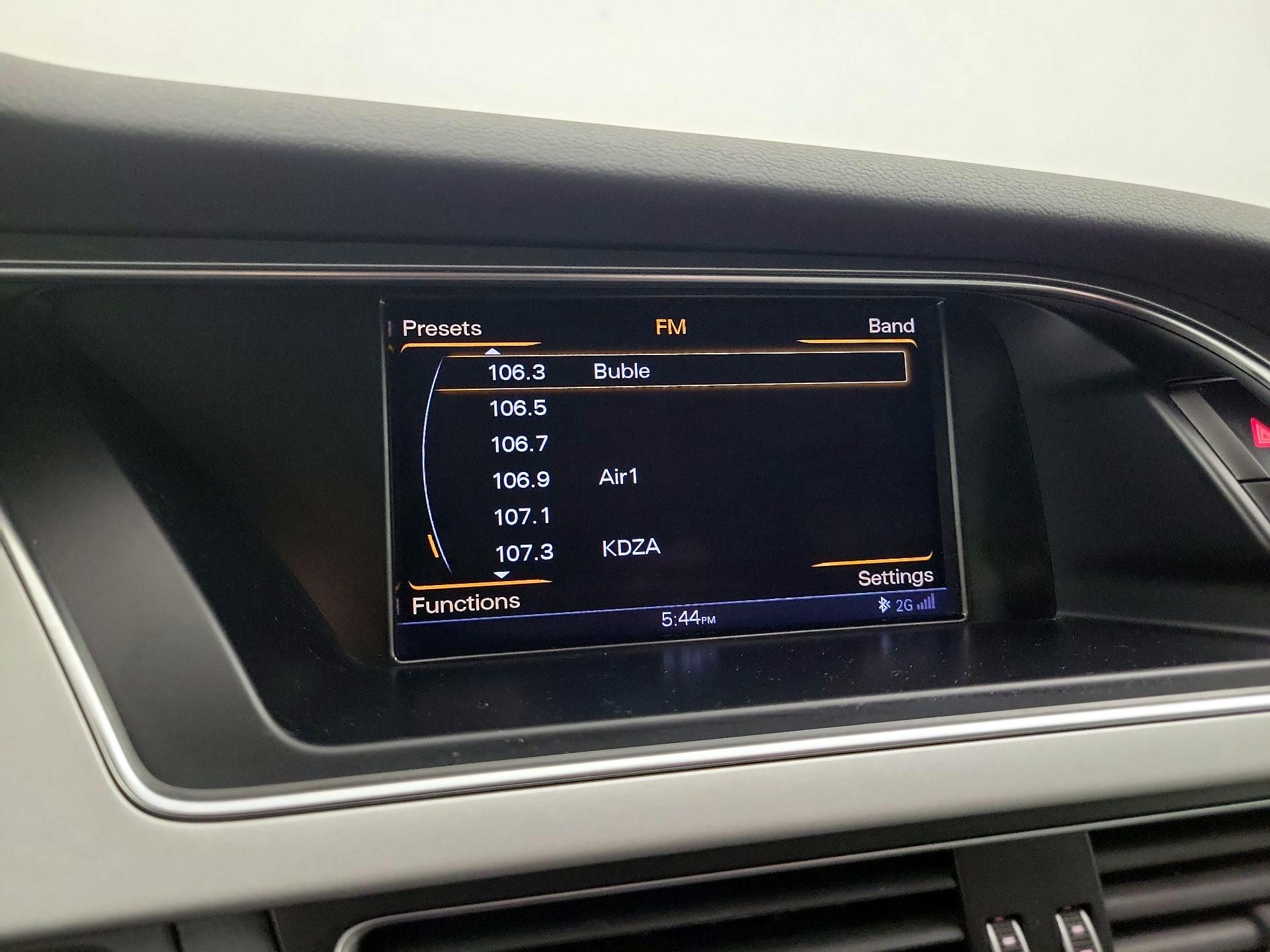 Thumbnail: 2016 Audi A4 - 16