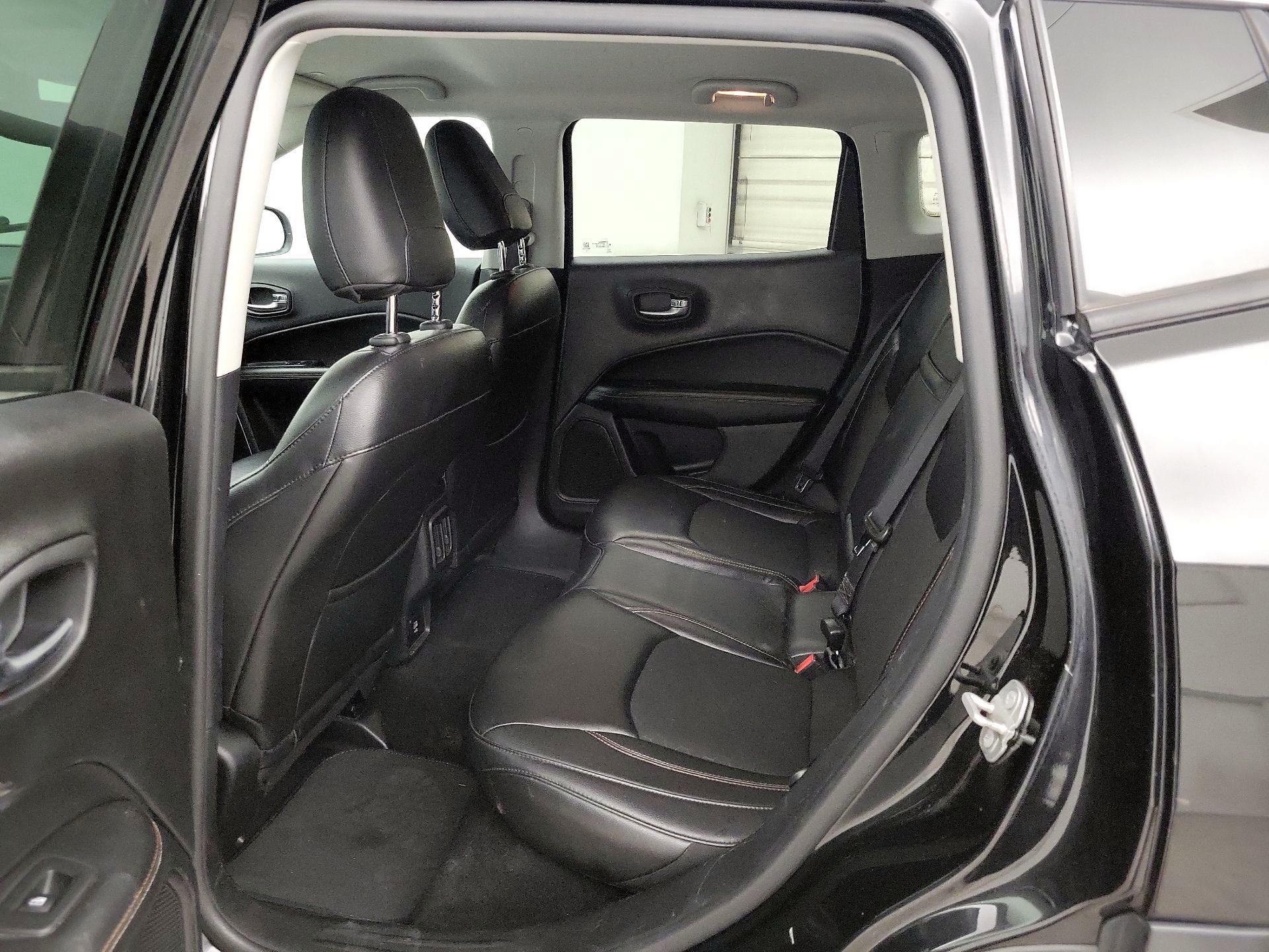 Thumbnail: 2018 Jeep Compass - 19