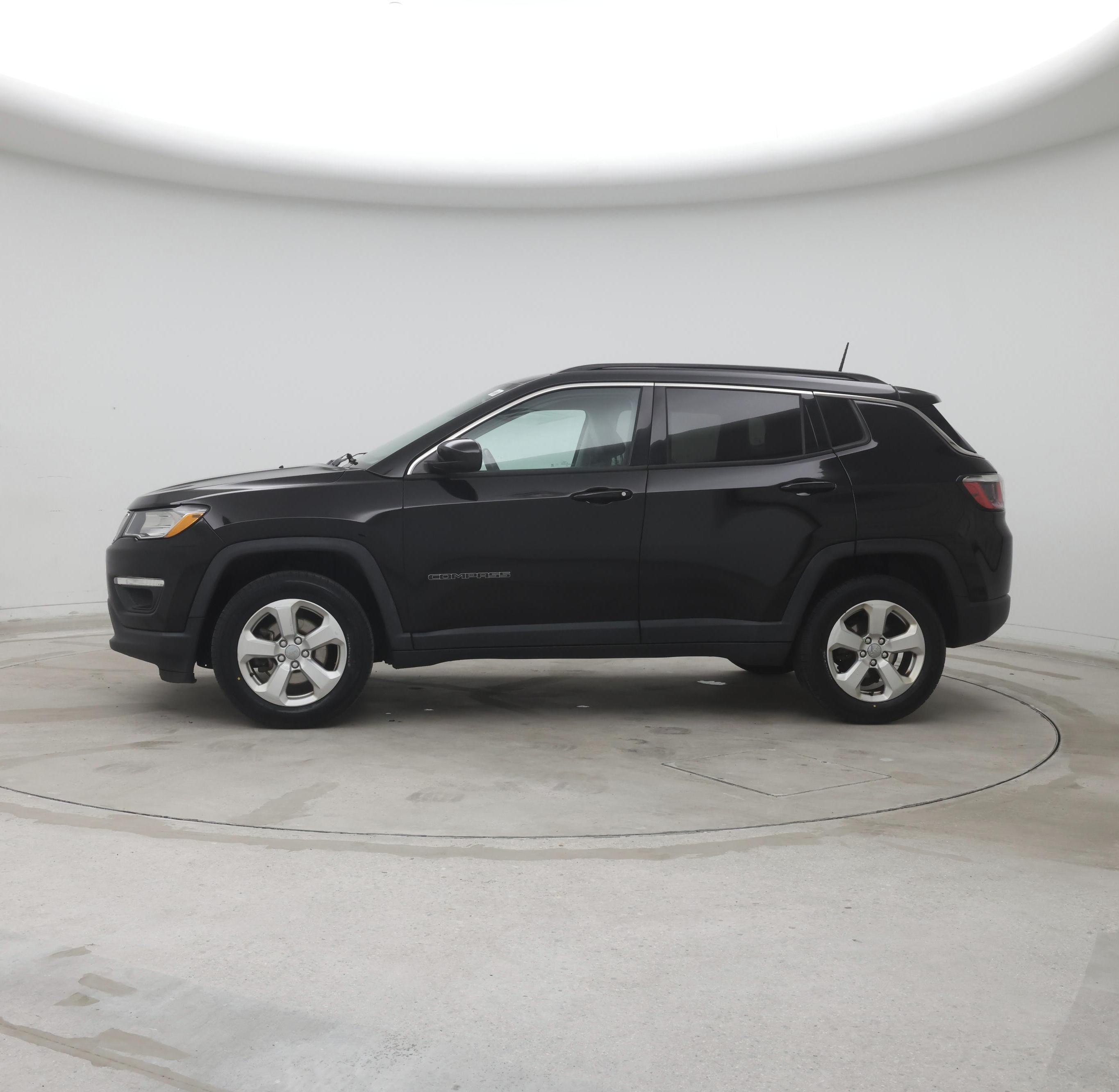Thumbnail: 2018 Jeep Compass - 3