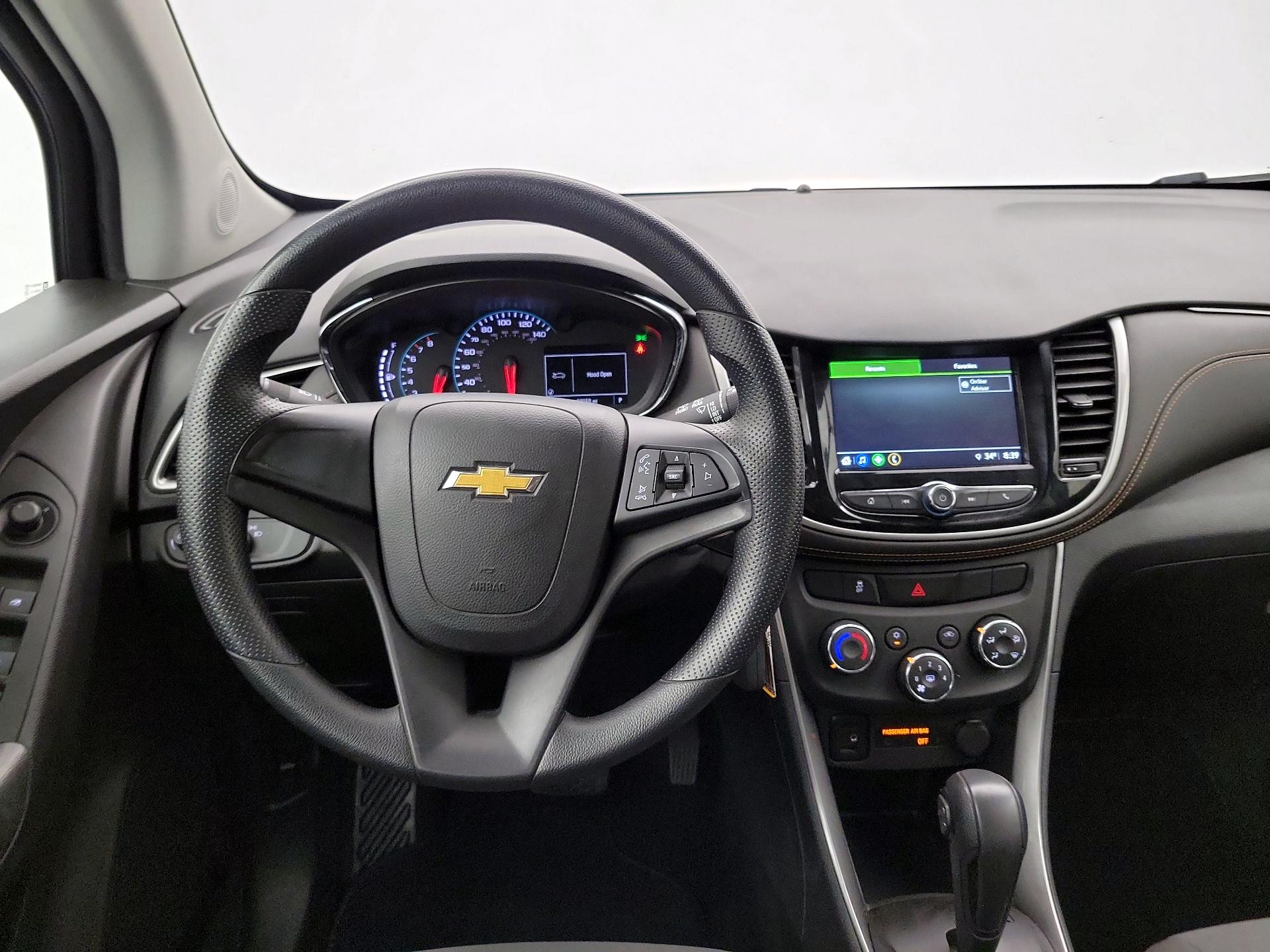 Thumbnail: 2018 Chevrolet Trax - 10