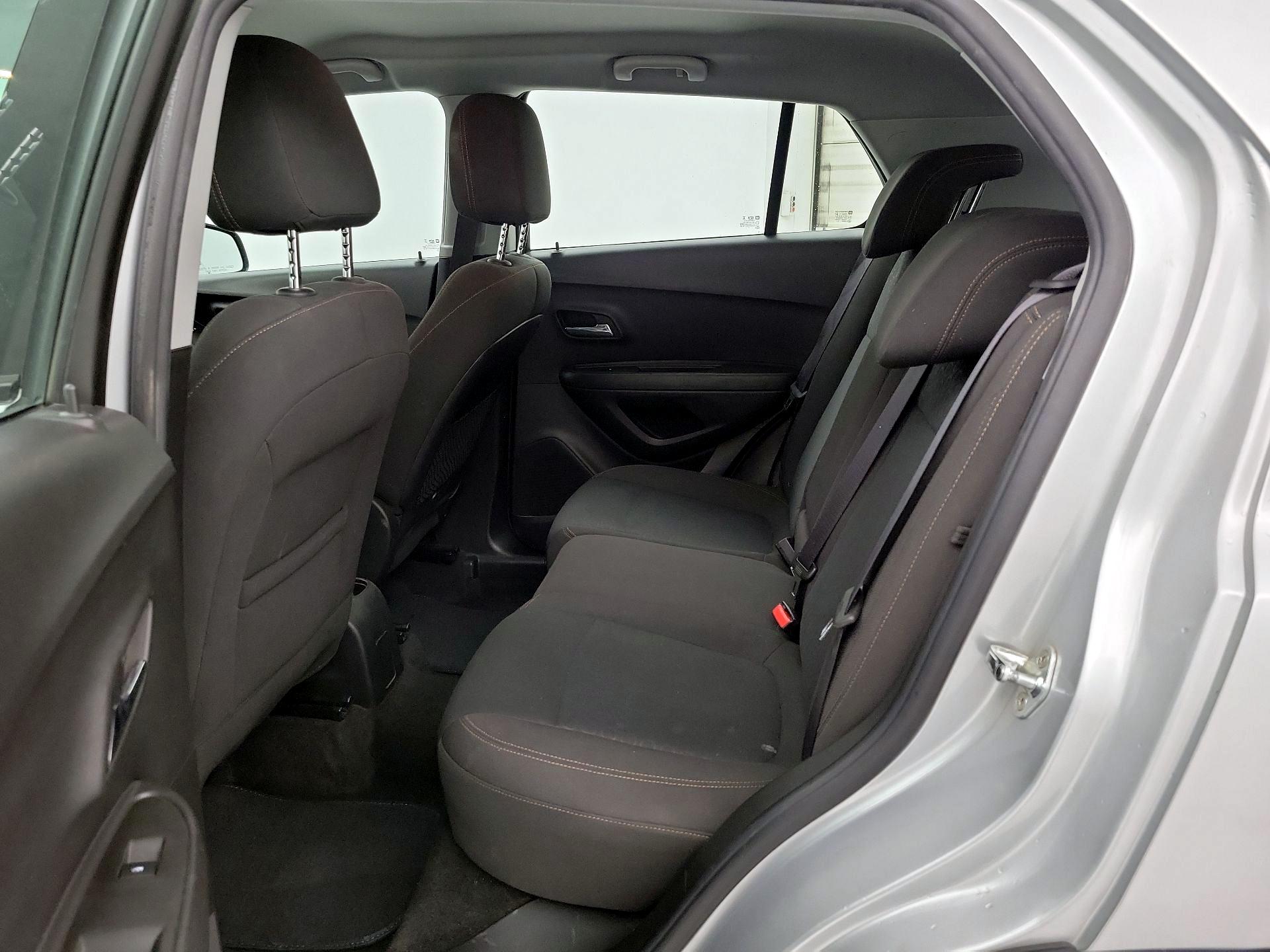 Thumbnail: 2018 Chevrolet Trax - 19