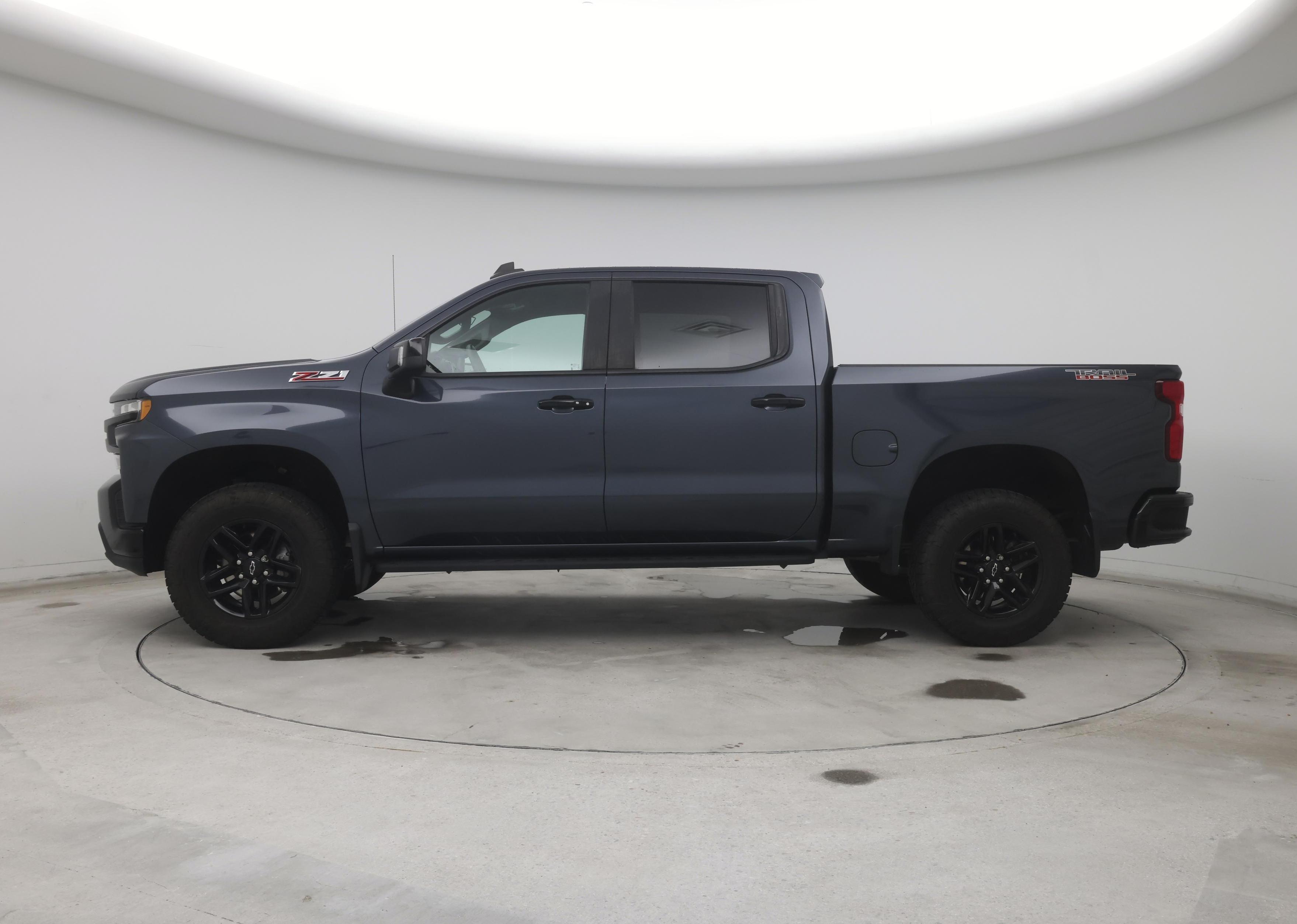 Thumbnail: 2021 Chevrolet Silverado 1500 - 3