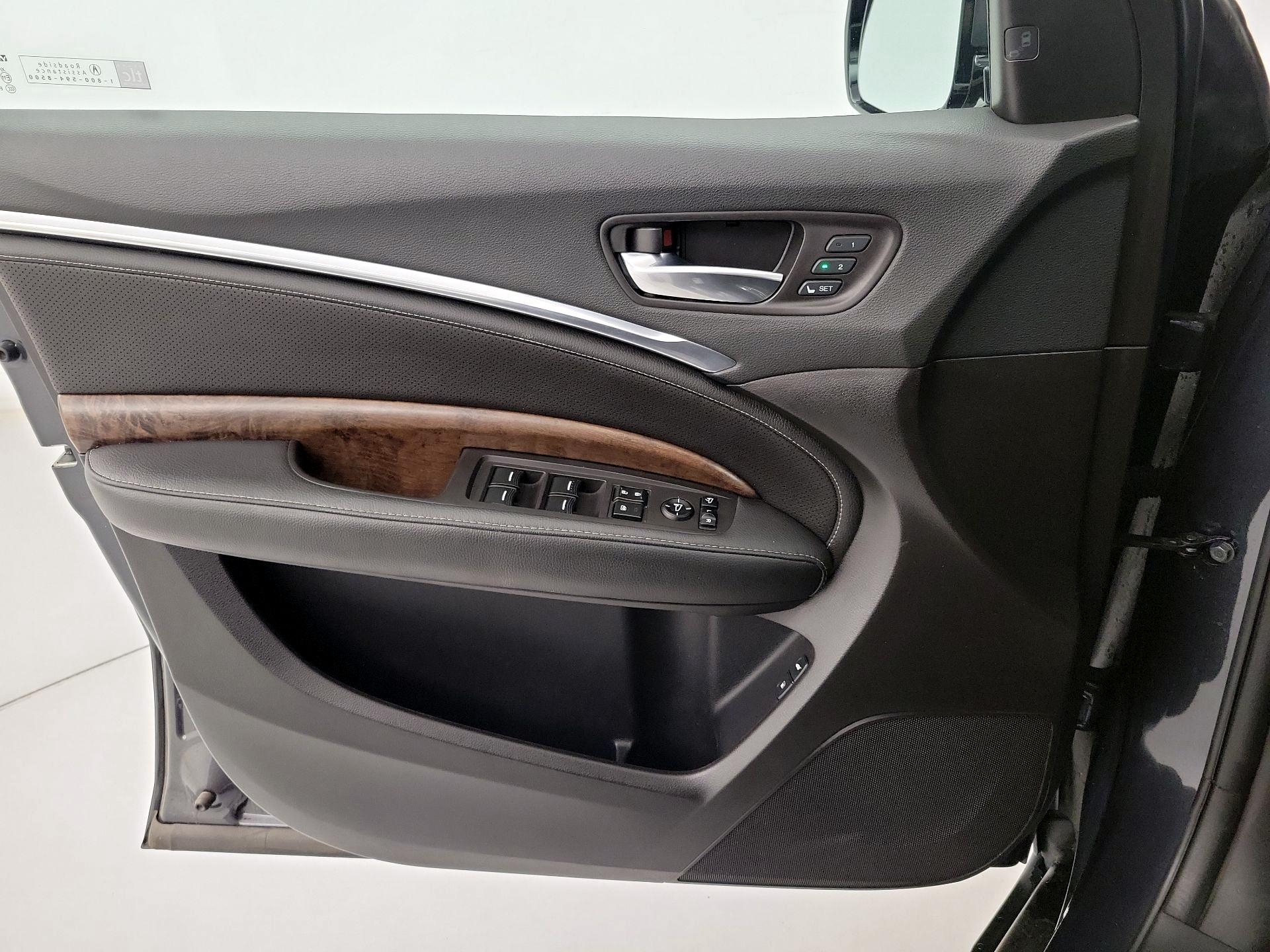 Thumbnail: 2020 Acura MDX - 12