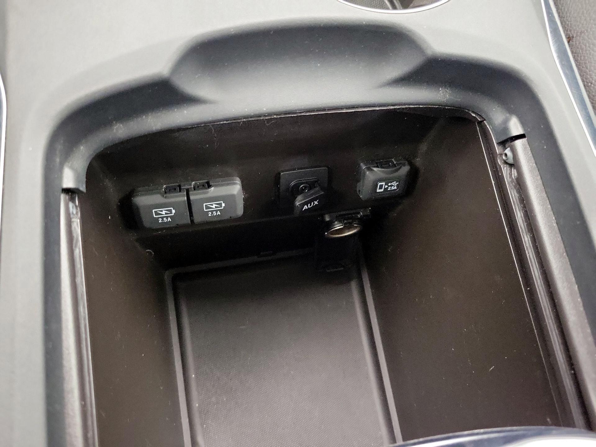 Thumbnail: 2020 Acura MDX - 19