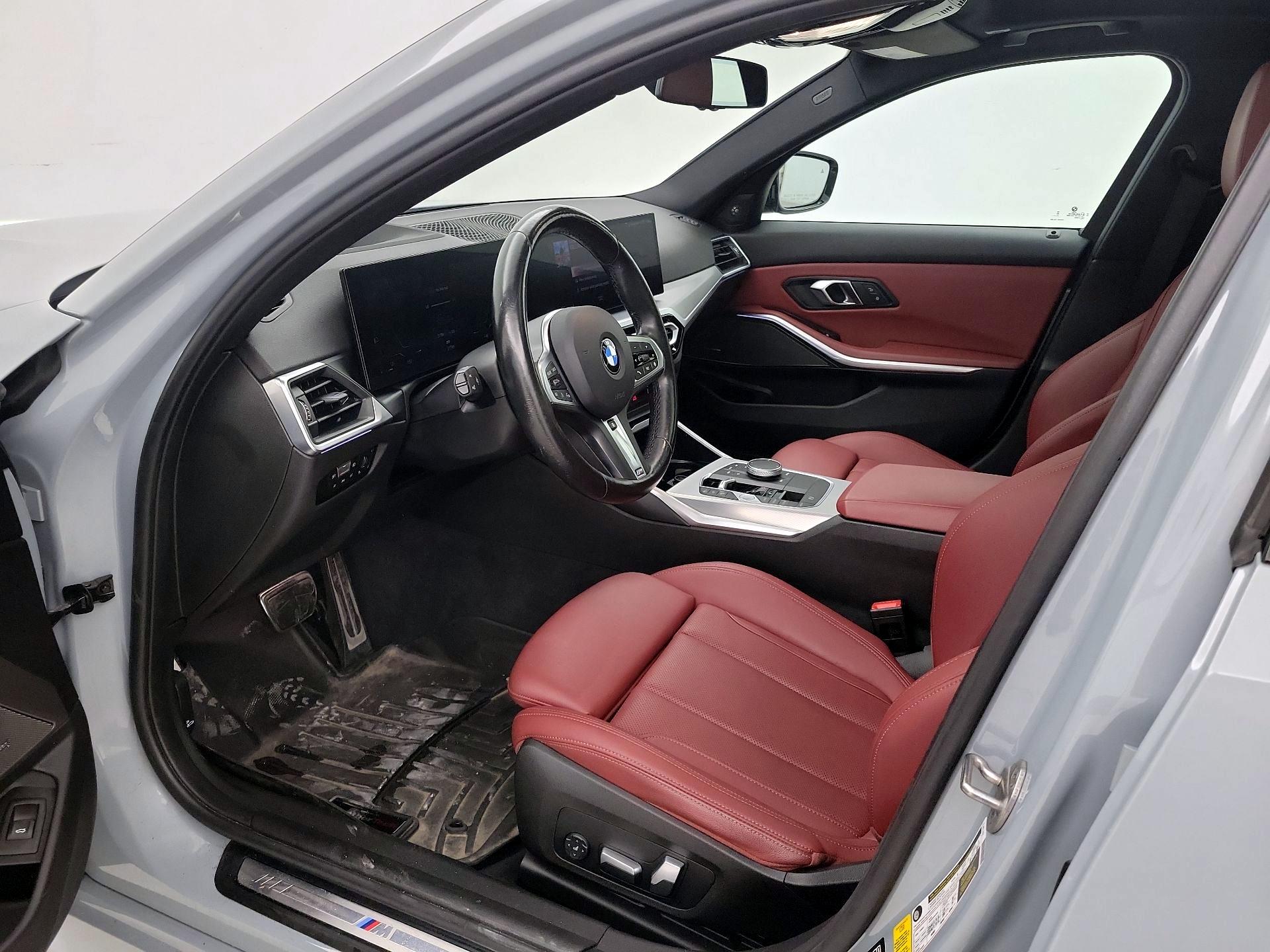 Thumbnail: 2024 BMW 3 Series - 11