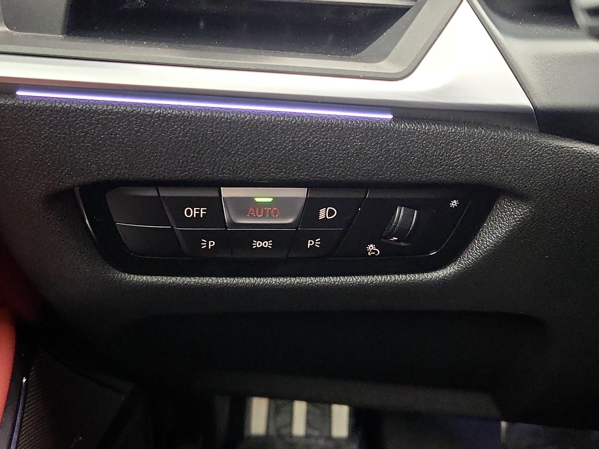 Thumbnail: 2024 BMW 3 Series - 13