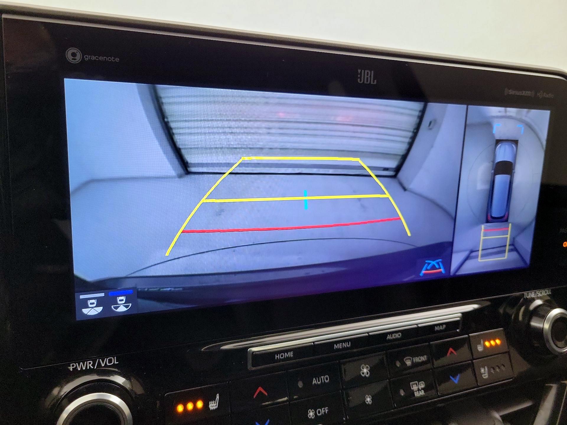 Thumbnail: 2021 Toyota Highlander - 15