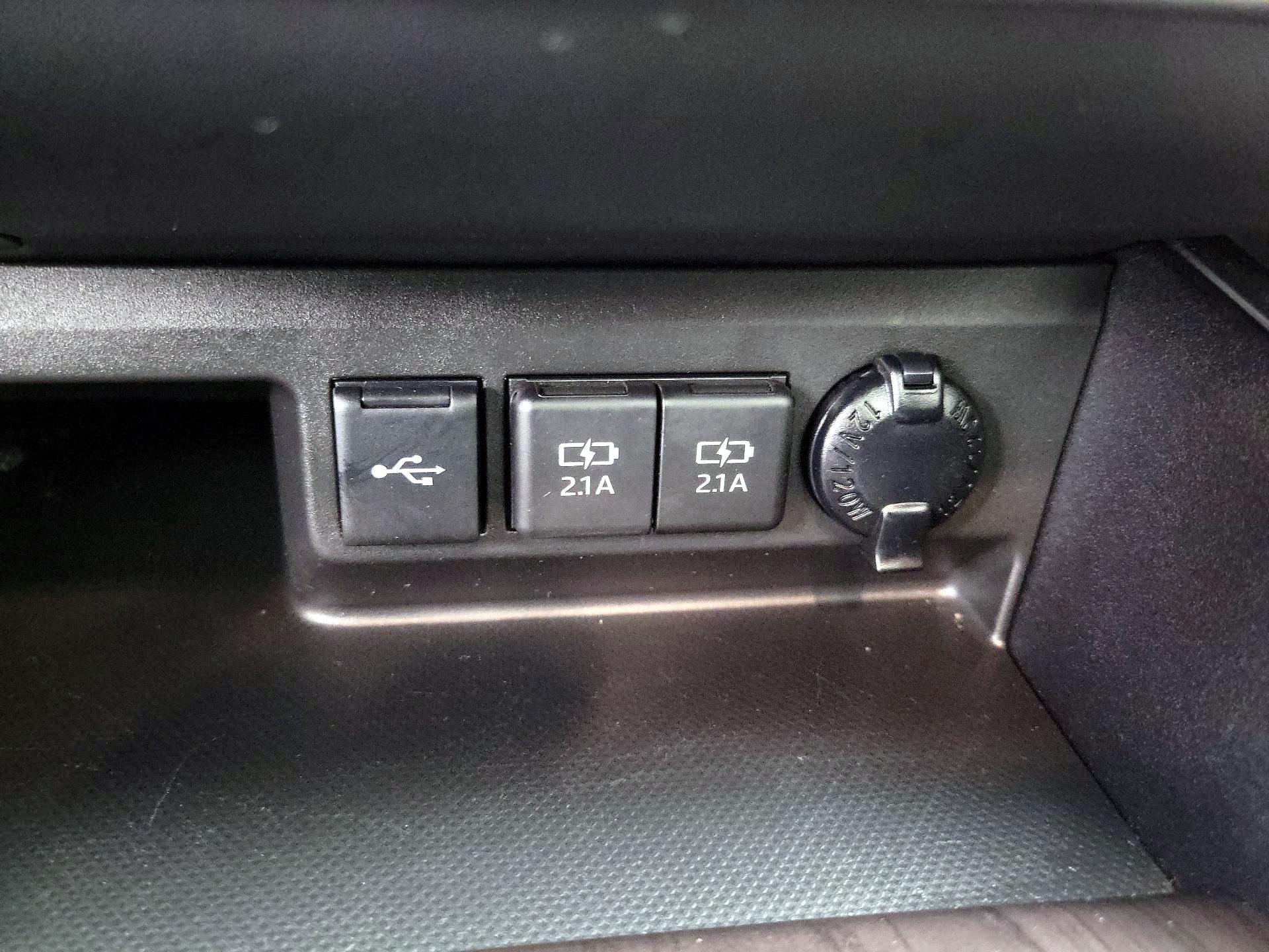 Thumbnail: 2021 Toyota Highlander - 19