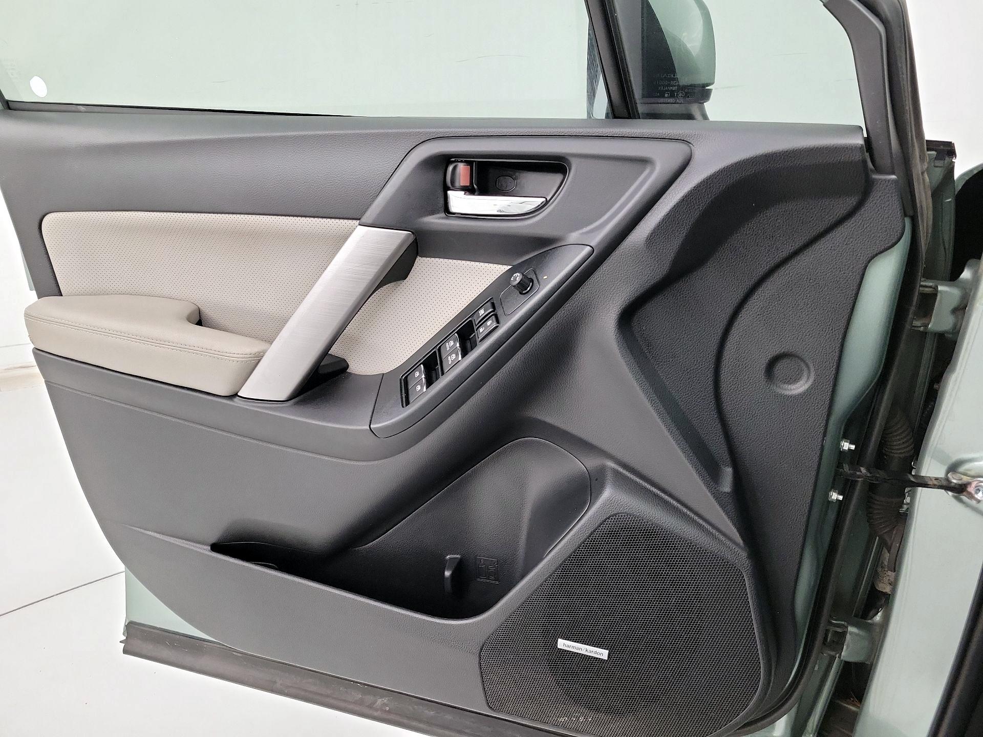 Thumbnail: 2018 Subaru Forester - 12