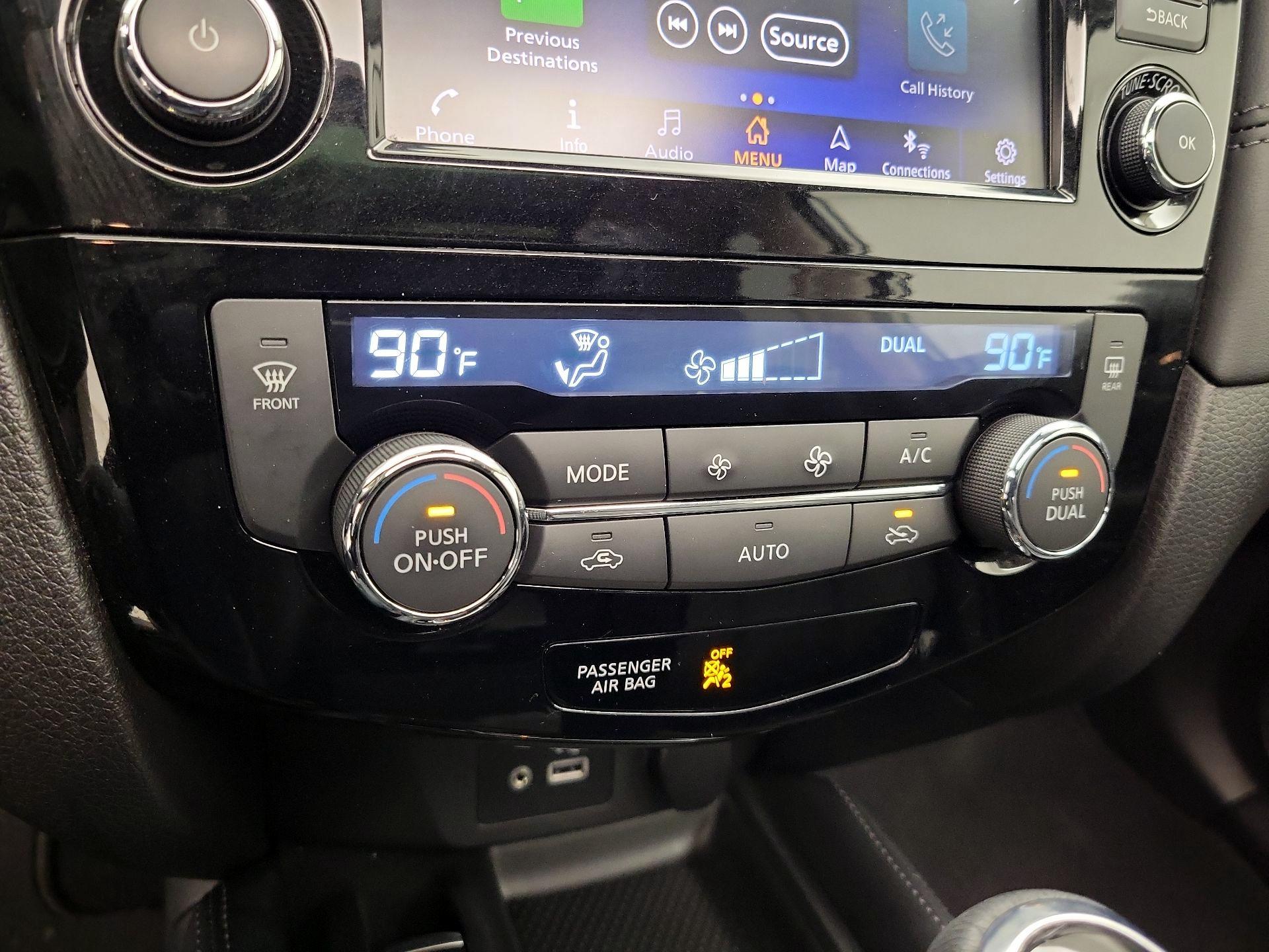 Thumbnail: 2018 Nissan Rogue - 17