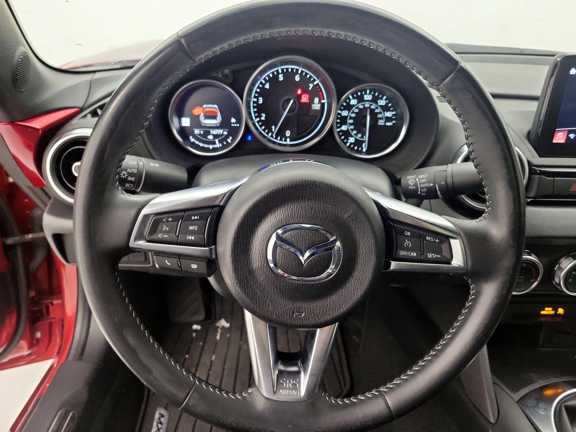 Thumbnail: 2023 Mazda MX-5 Miata - 10