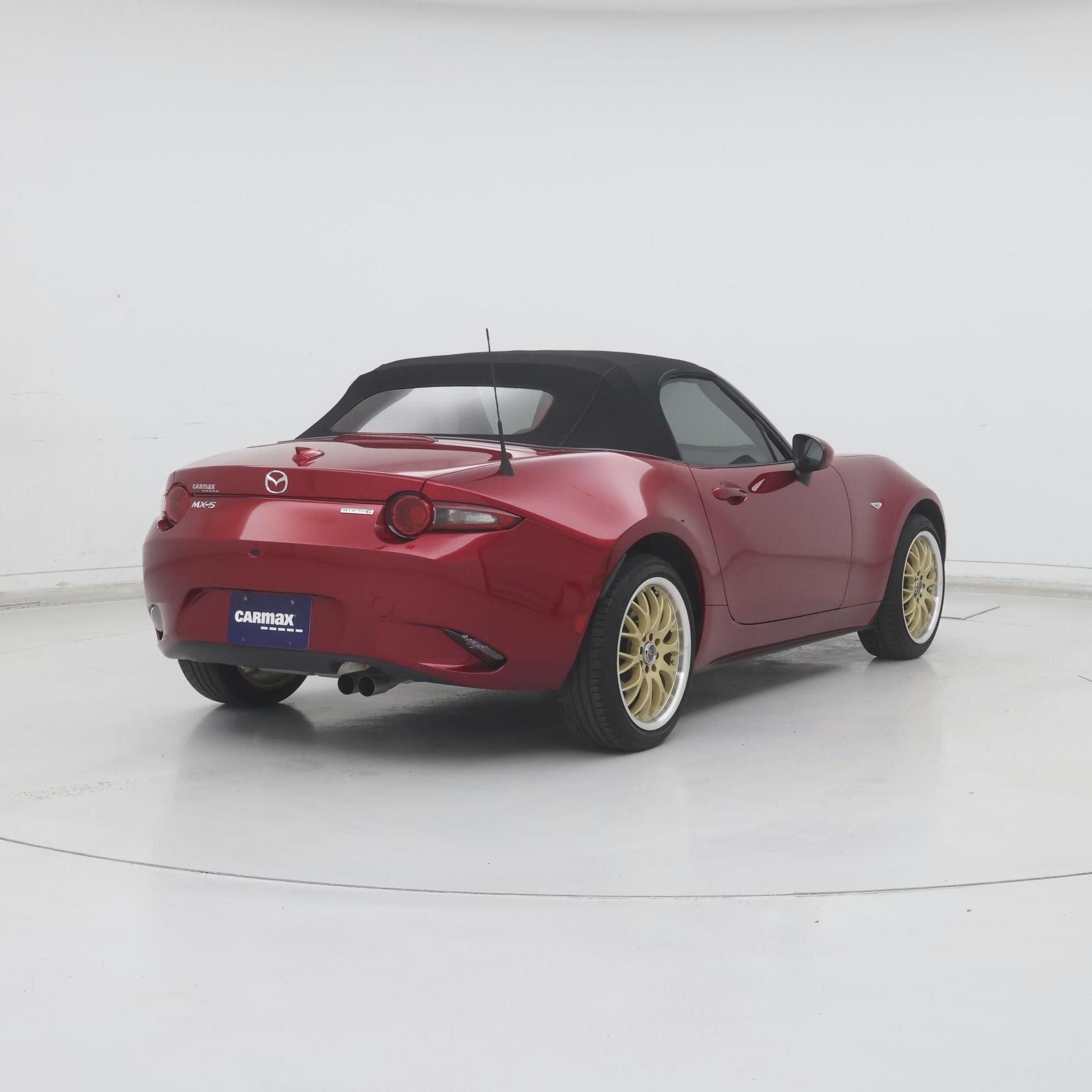 Thumbnail: 2023 Mazda MX-5 Miata - 8
