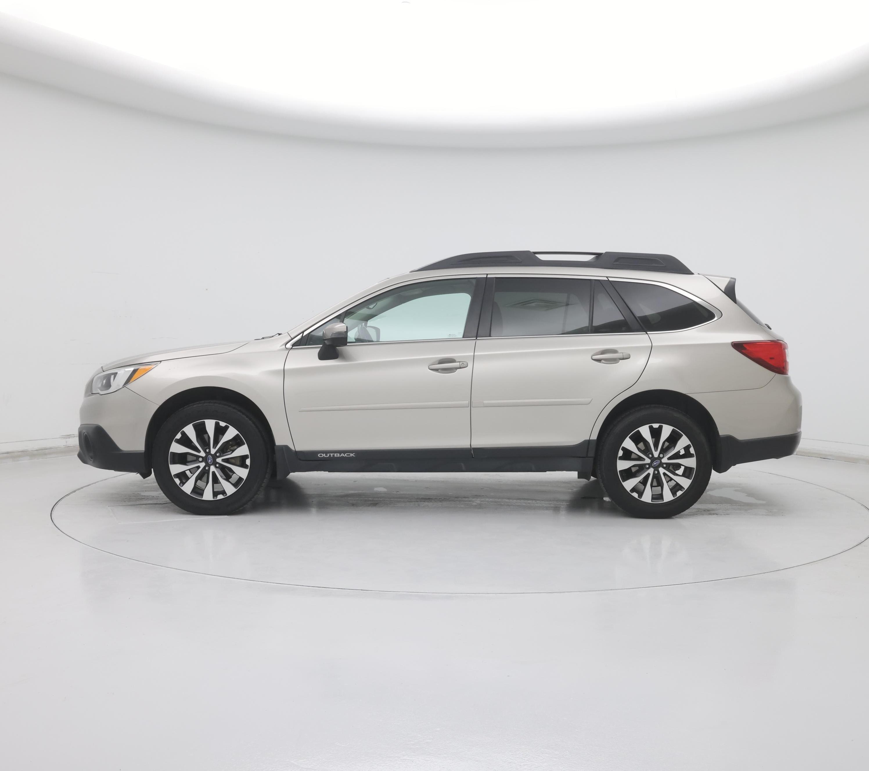 Thumbnail: 2016 Subaru Outback - 3