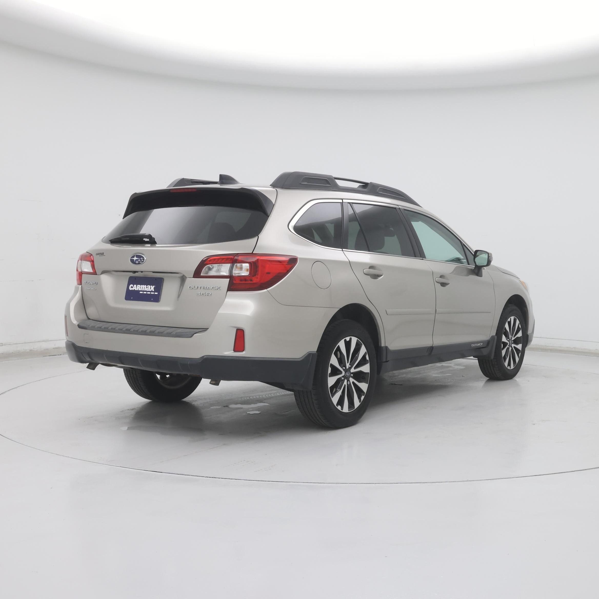Thumbnail: 2016 Subaru Outback - 8