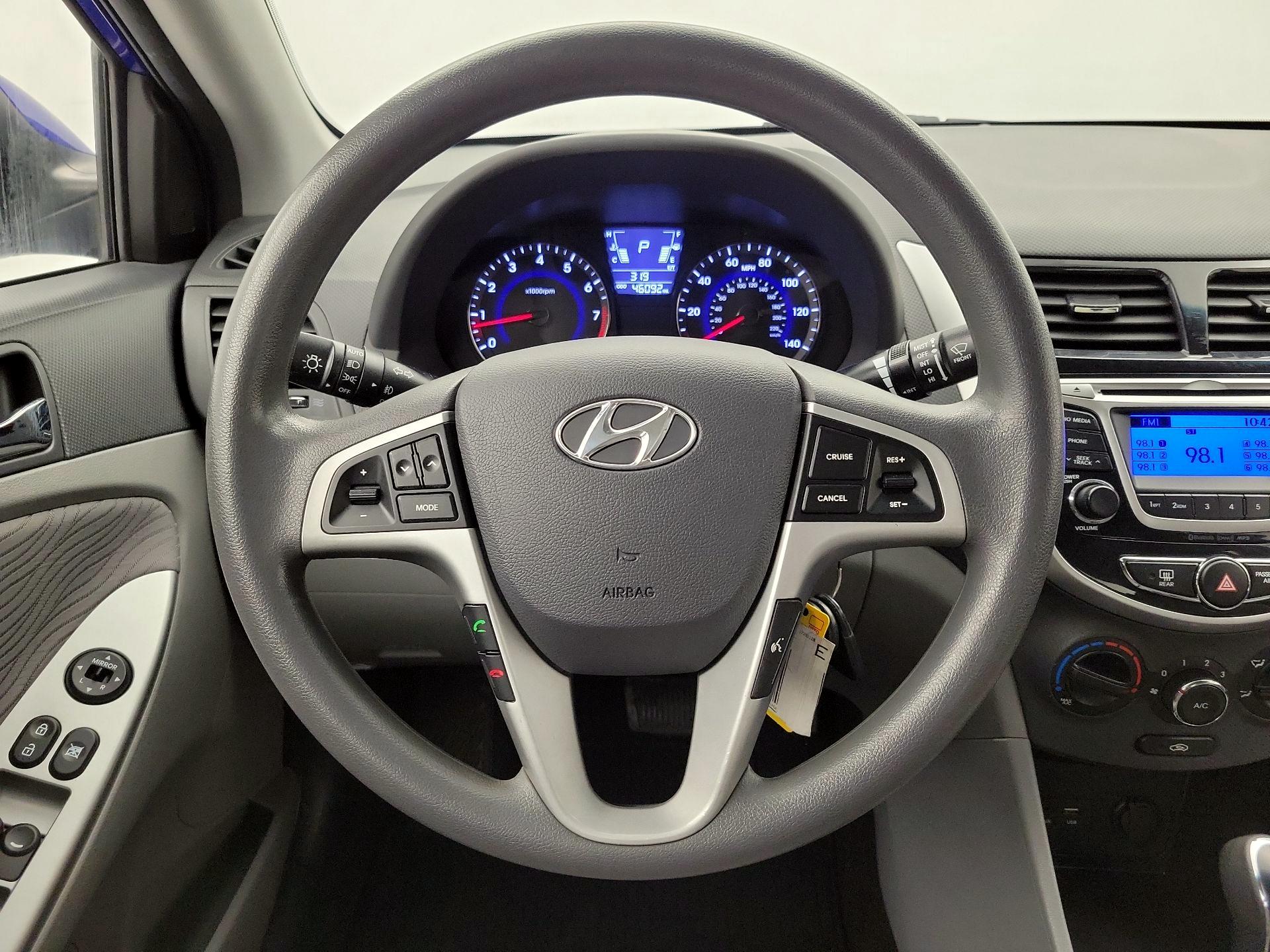 Thumbnail: 2014 Hyundai Accent - 10