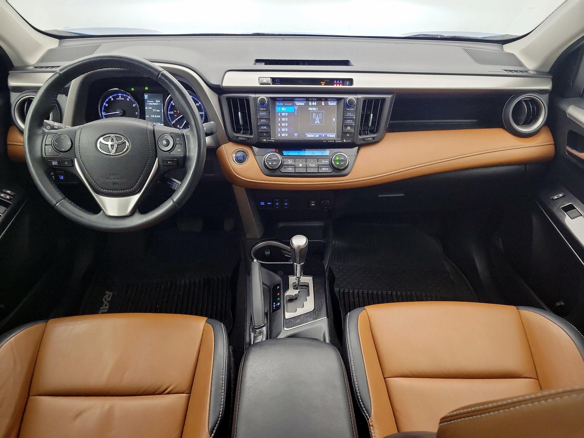 Thumbnail: 2017 Toyota RAV4 - 9