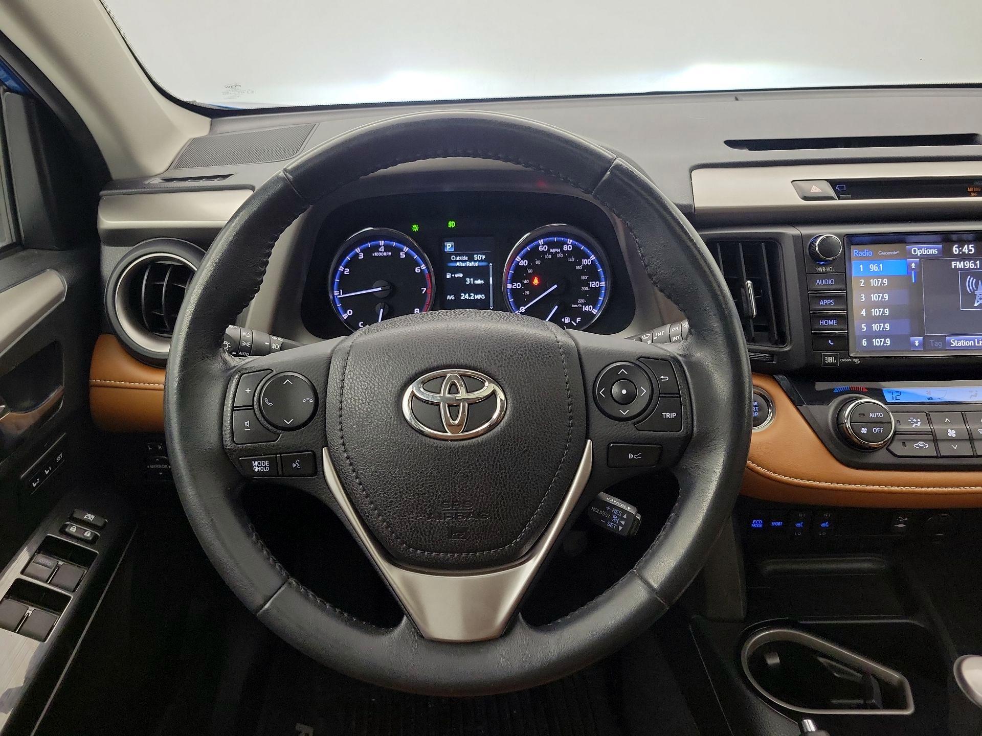 Thumbnail: 2017 Toyota RAV4 - 10