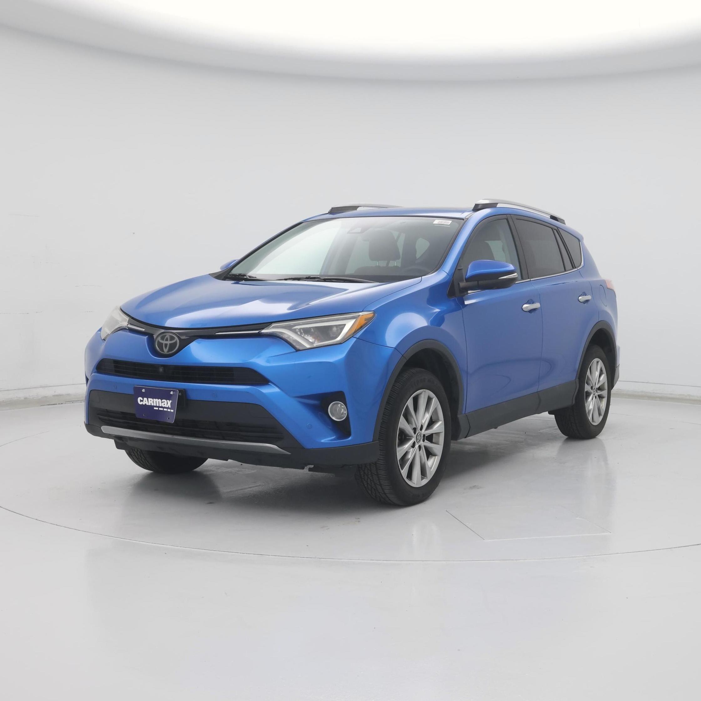 Thumbnail: 2017 Toyota RAV4 - 4