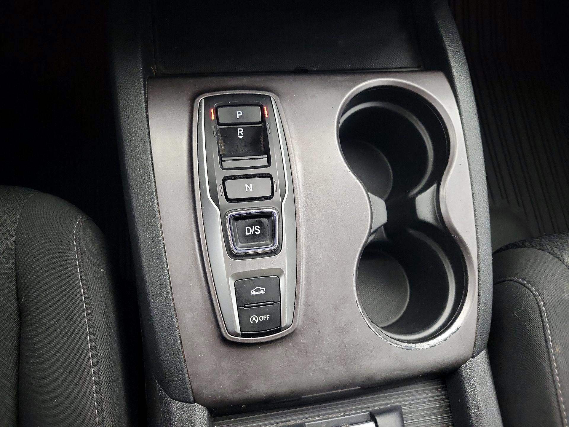 Thumbnail: 2020 Honda Ridgeline - 17