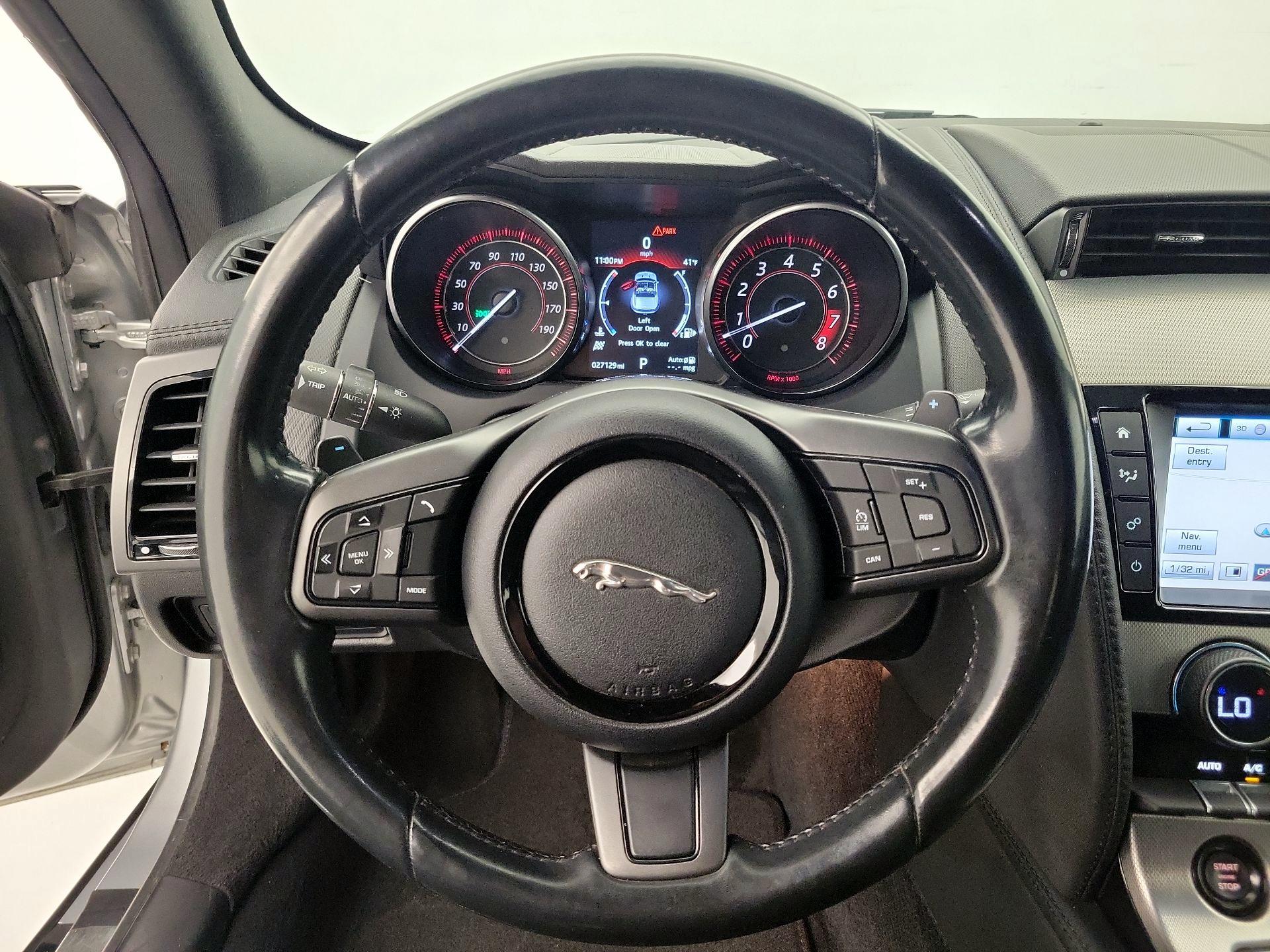 Thumbnail: 2017 Jaguar F-Type - 10