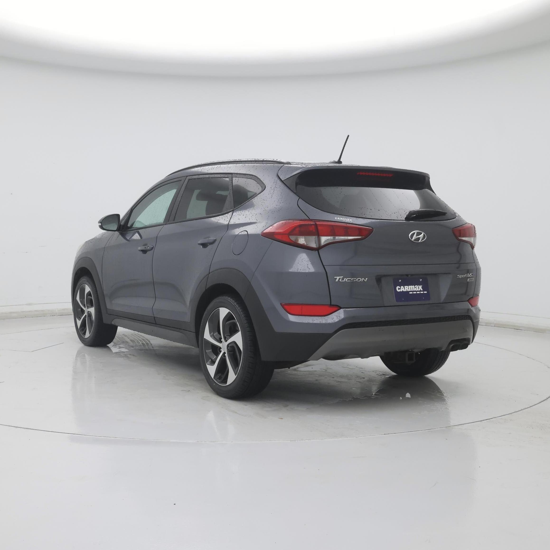 Thumbnail: 2016 Hyundai Tucson - 2