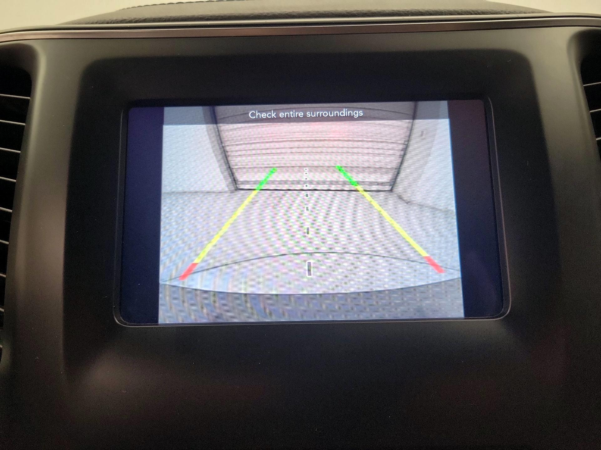 Thumbnail: 2021 Jeep Cherokee - 14