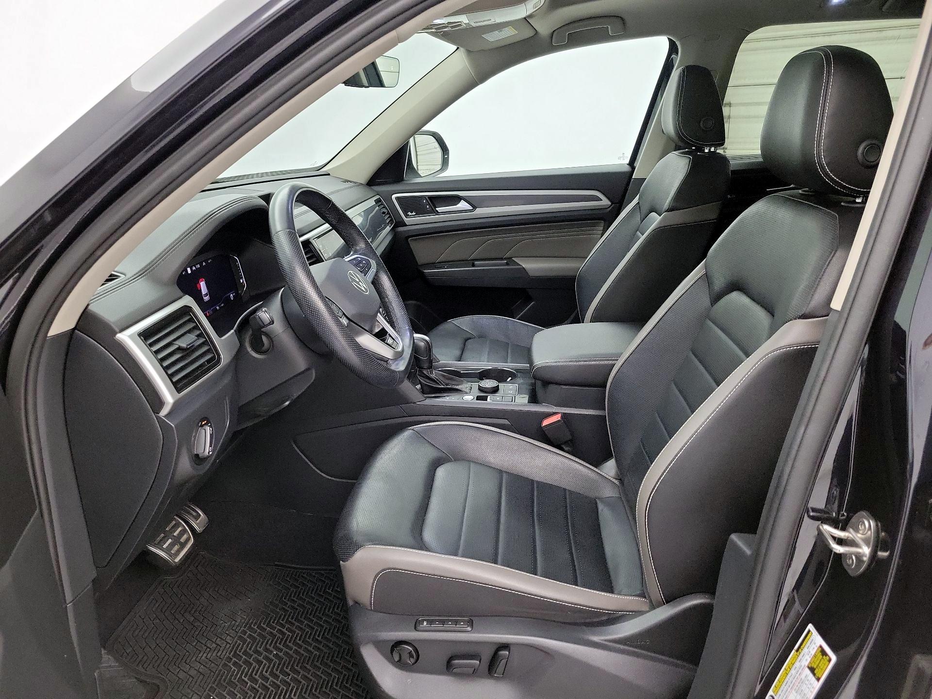 Thumbnail: 2023 Volkswagen Atlas - 11