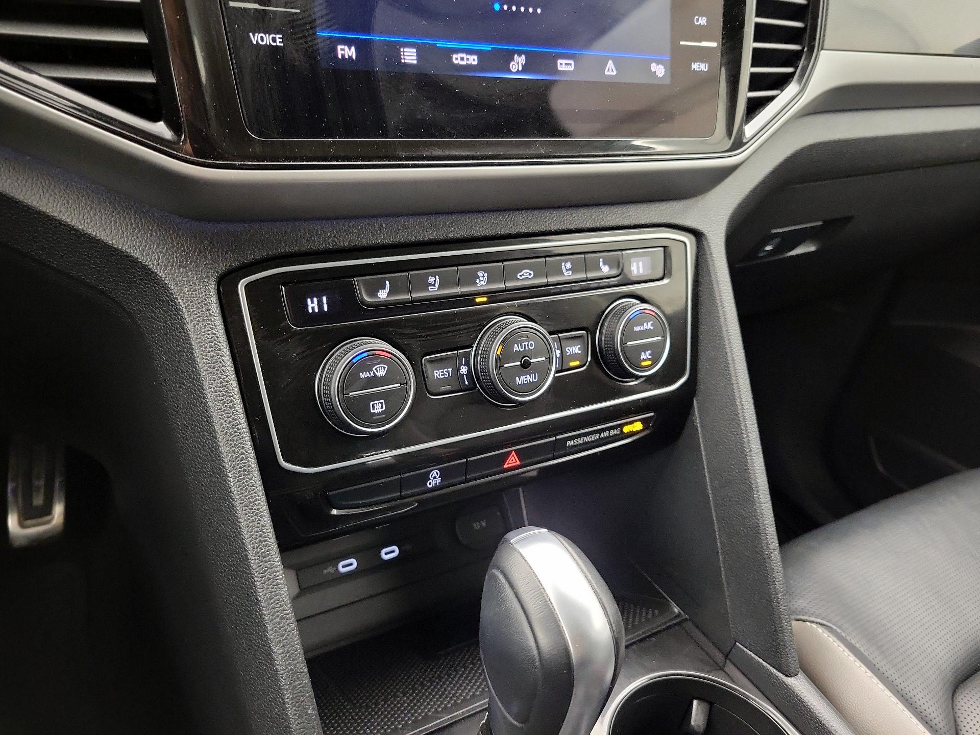 Thumbnail: 2023 Volkswagen Atlas - 17