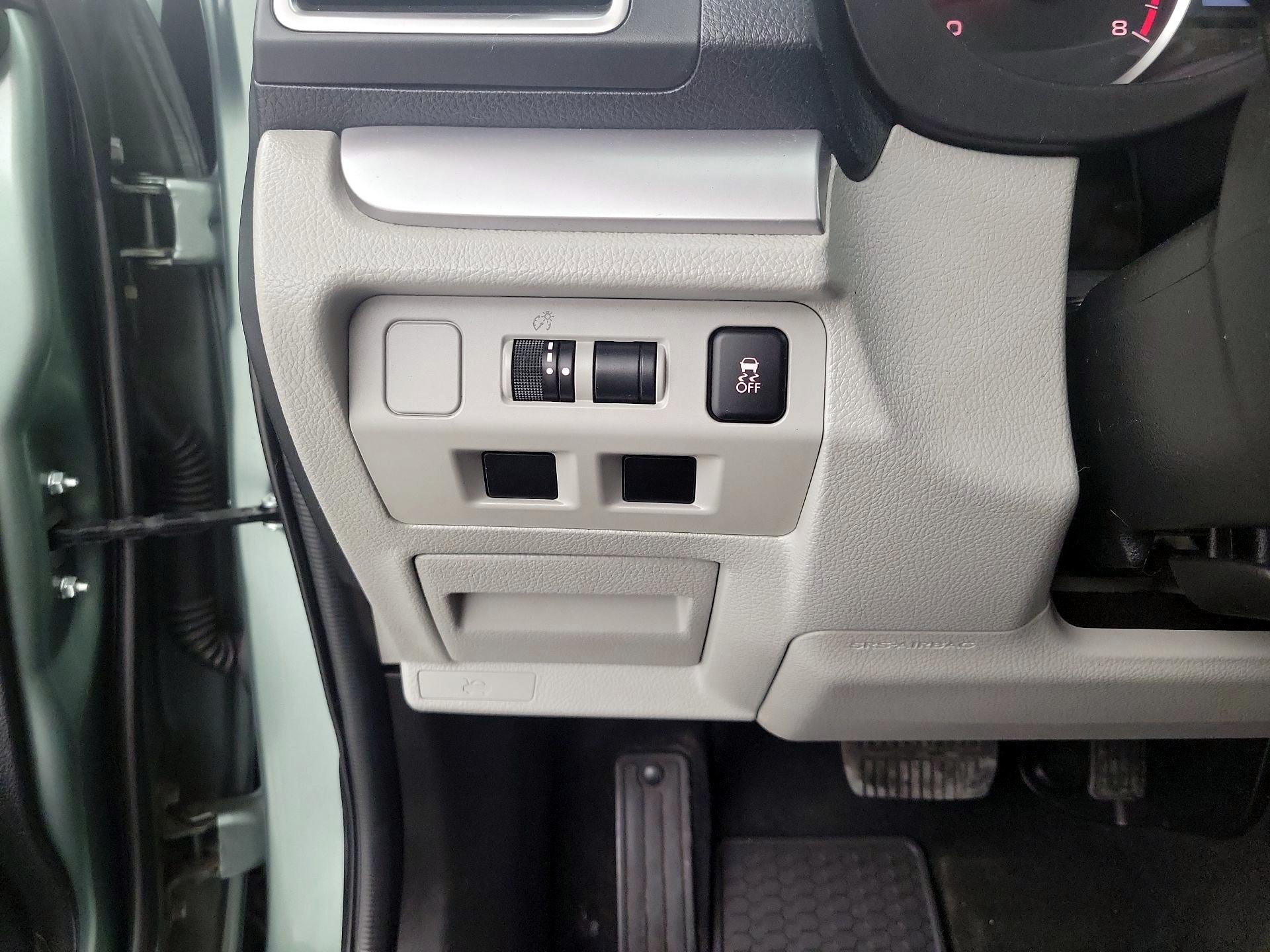 Thumbnail: 2016 Subaru Forester - 13