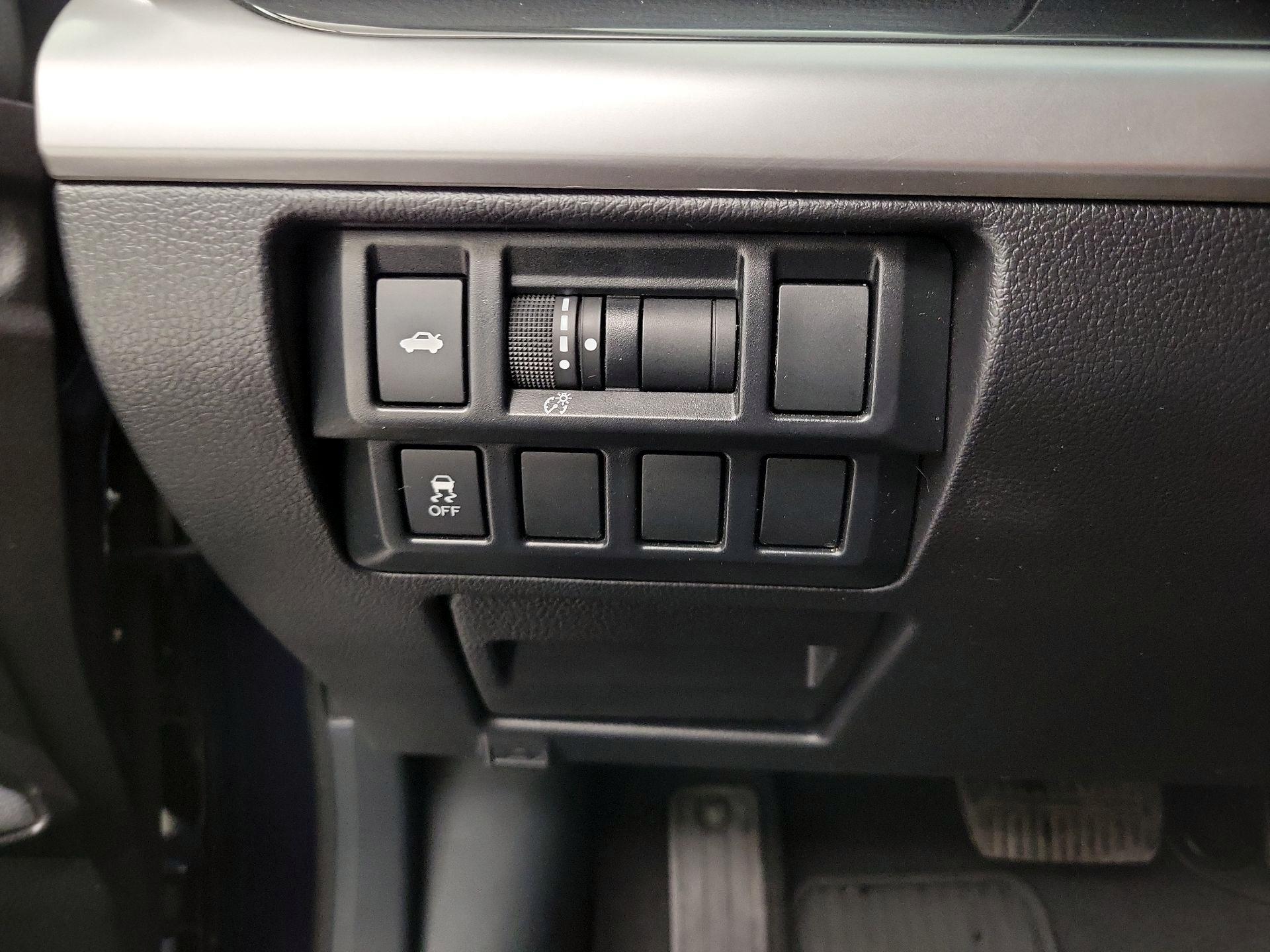 Thumbnail: 2018 Subaru Legacy - 13