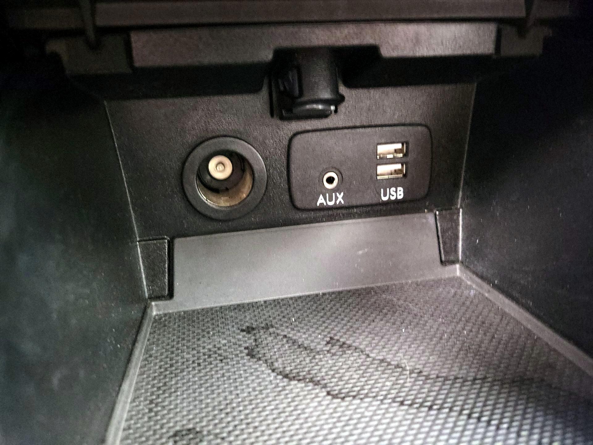 Thumbnail: 2018 Subaru Legacy - 18