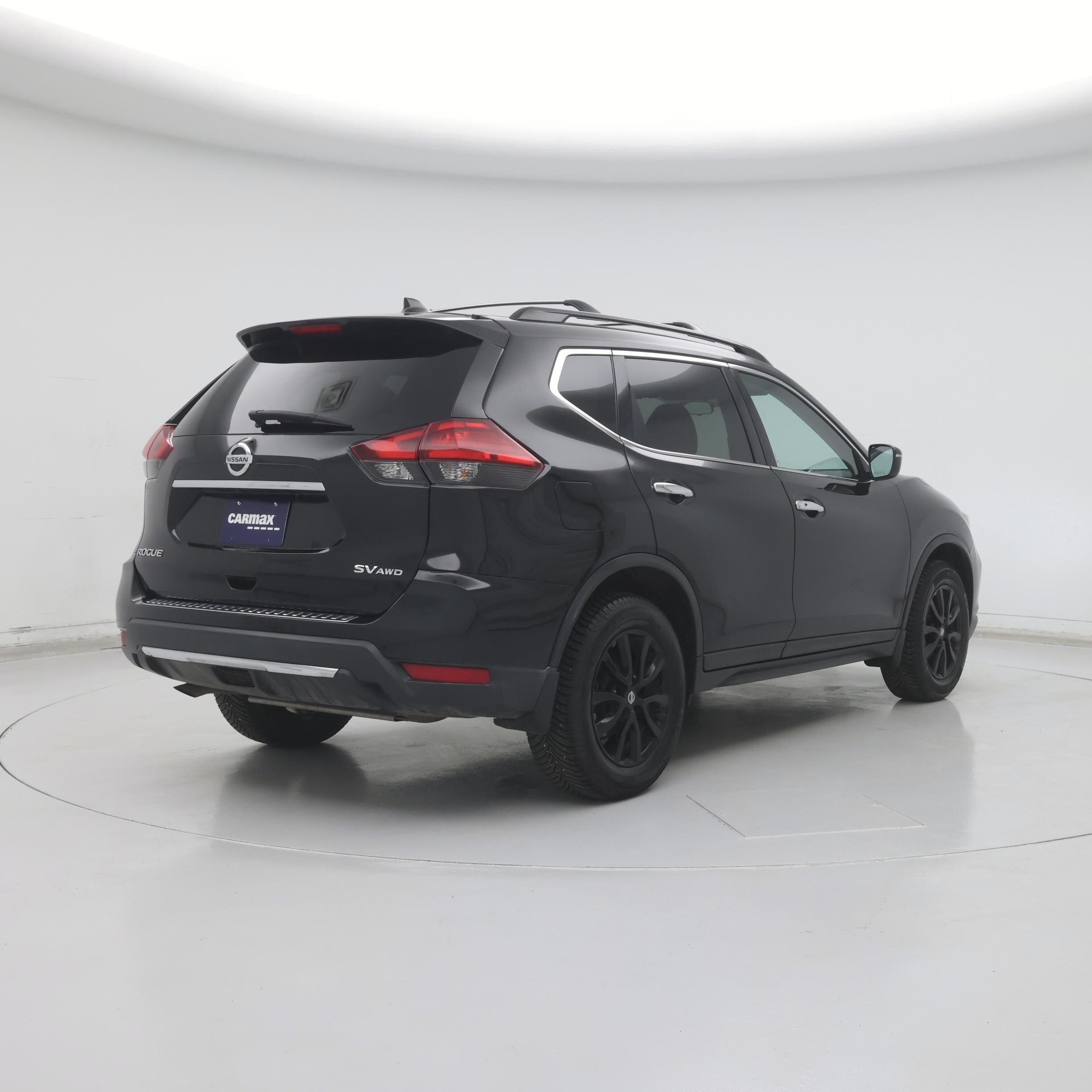 Thumbnail: 2017 Nissan Rogue - 8