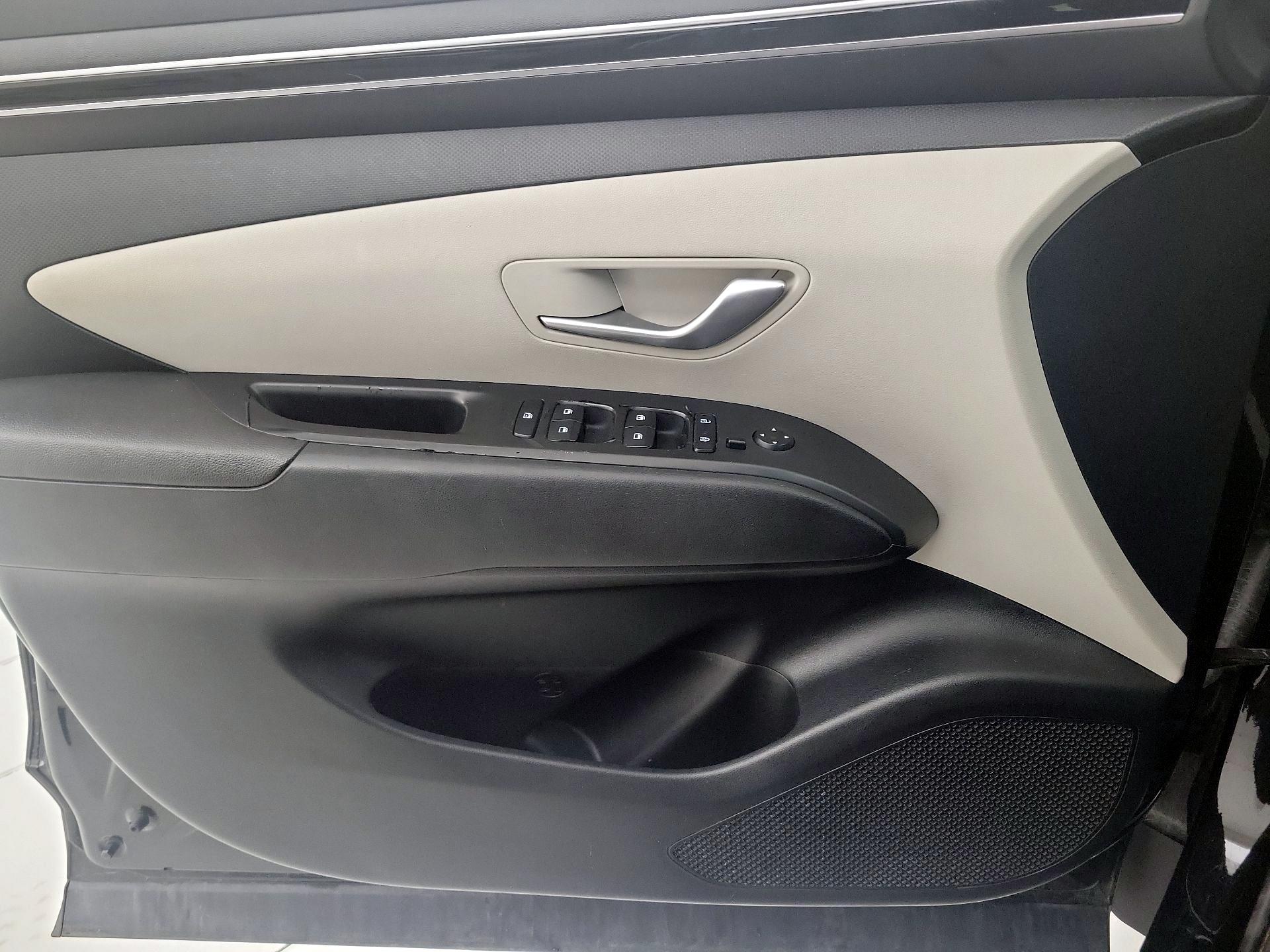 Thumbnail: 2022 Hyundai Tucson - 12