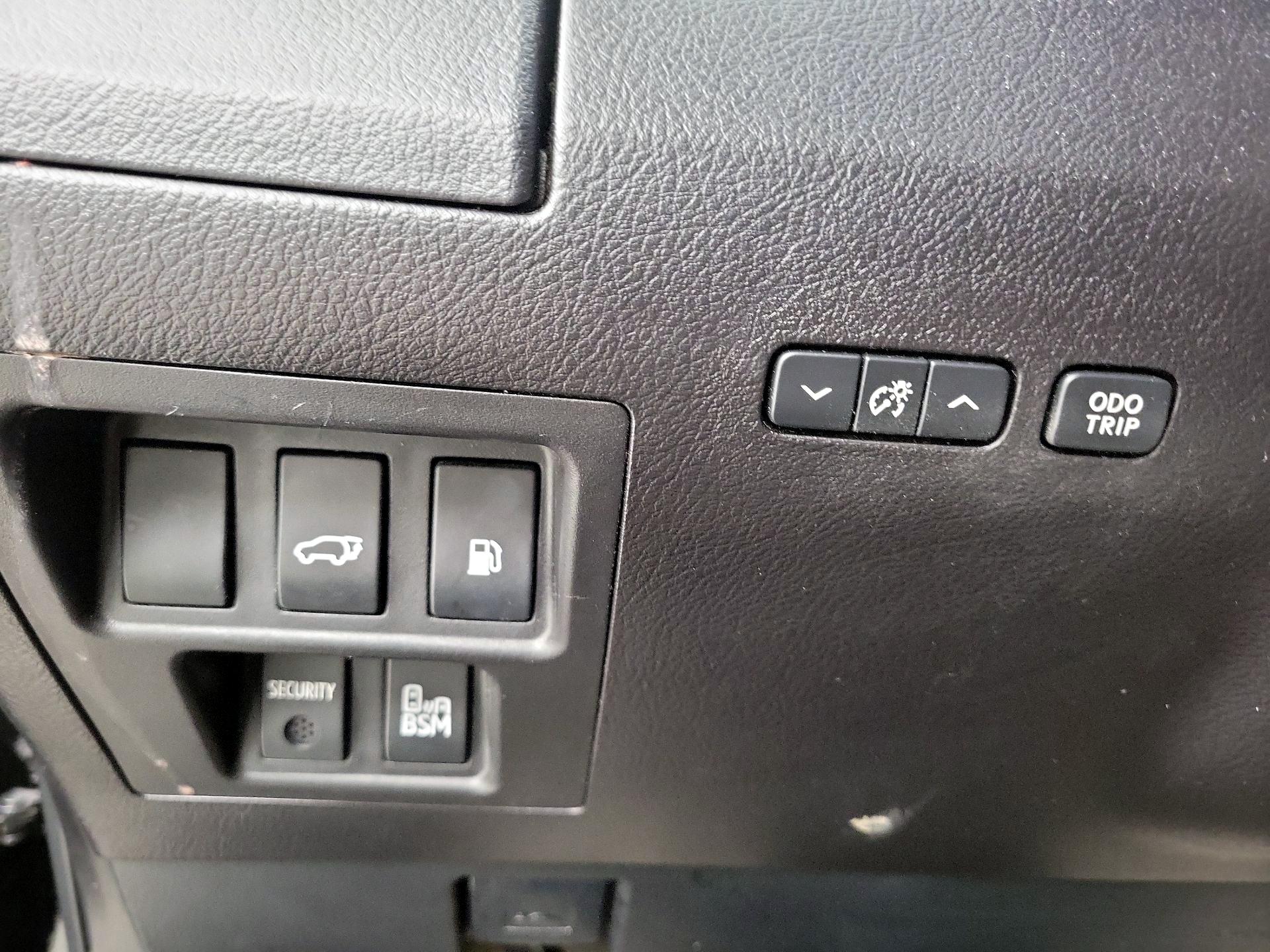 Thumbnail: 2015 Lexus RX - 13