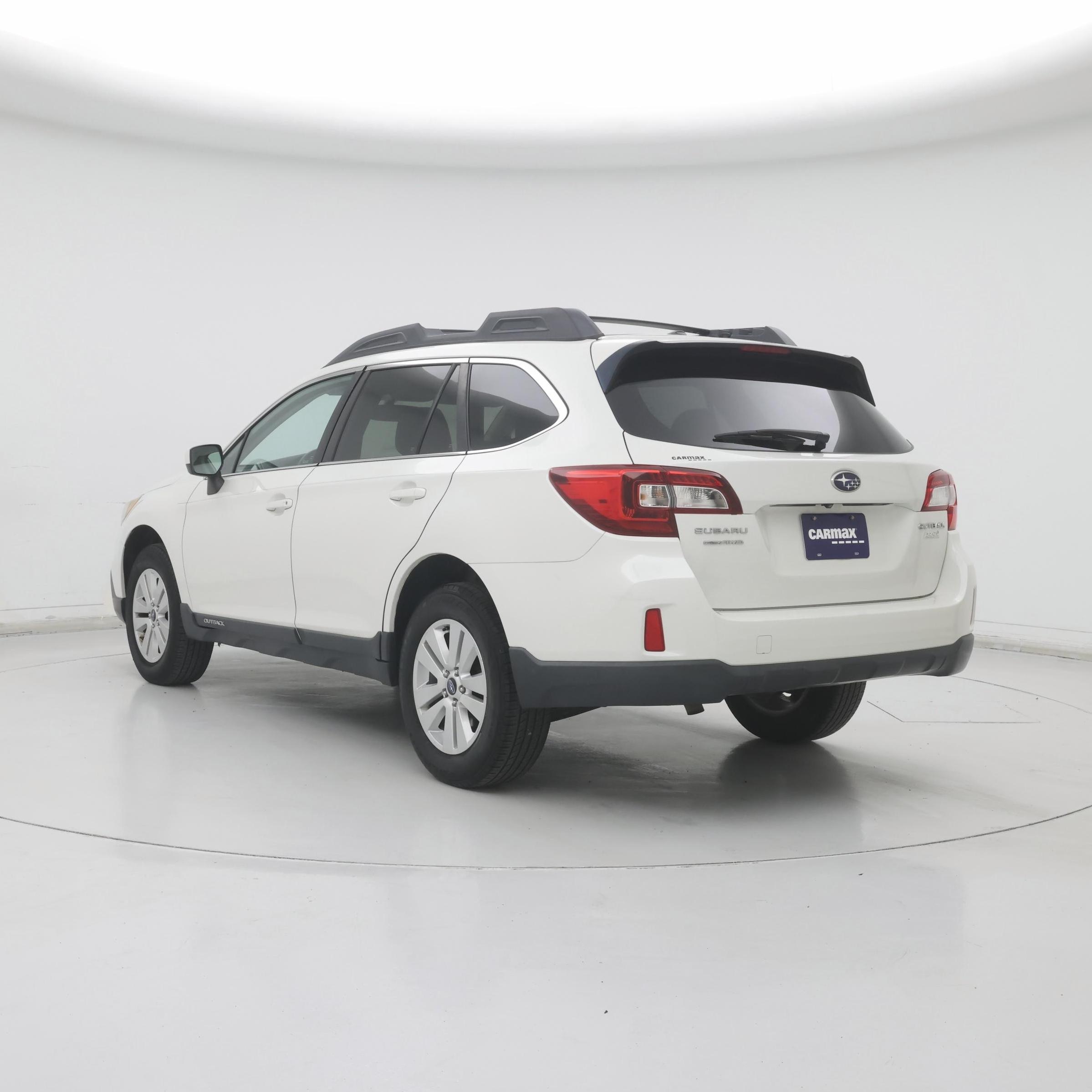 Thumbnail: 2015 Subaru Outback - 2
