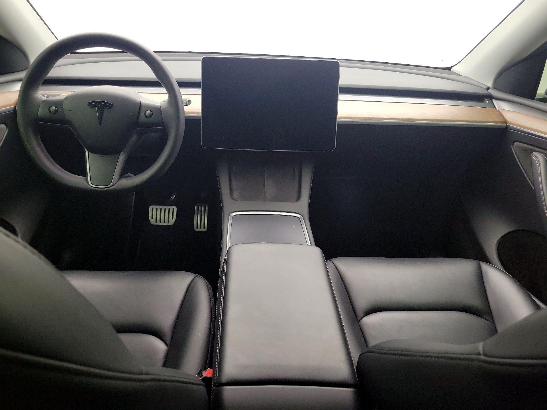 Thumbnail: 2023 Tesla Model Y - 9