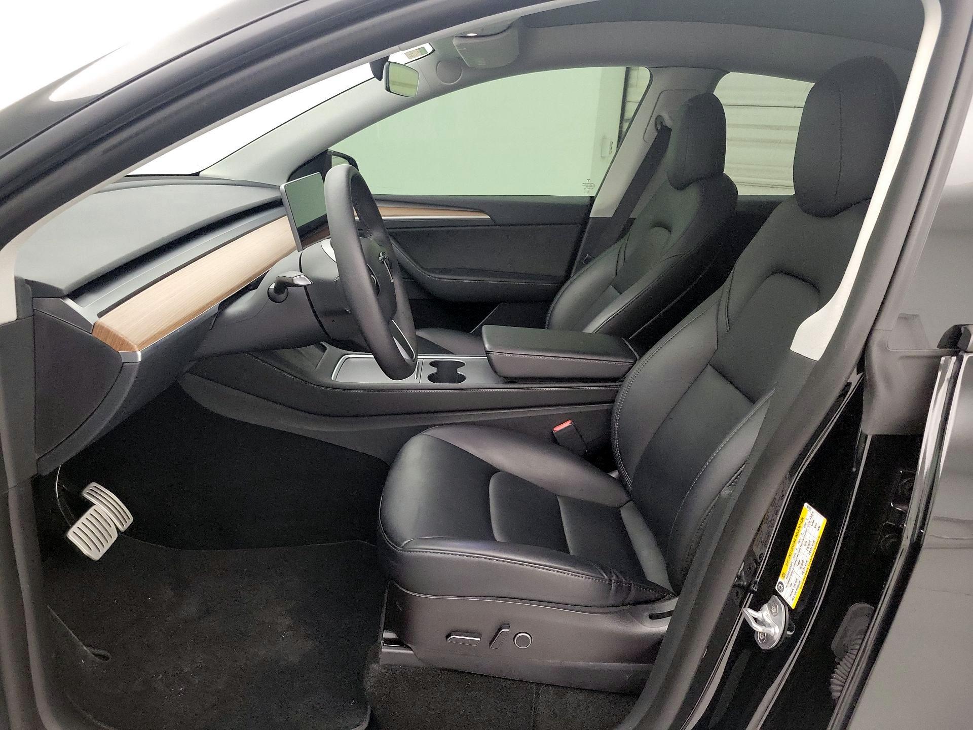 Thumbnail: 2023 Tesla Model Y - 11