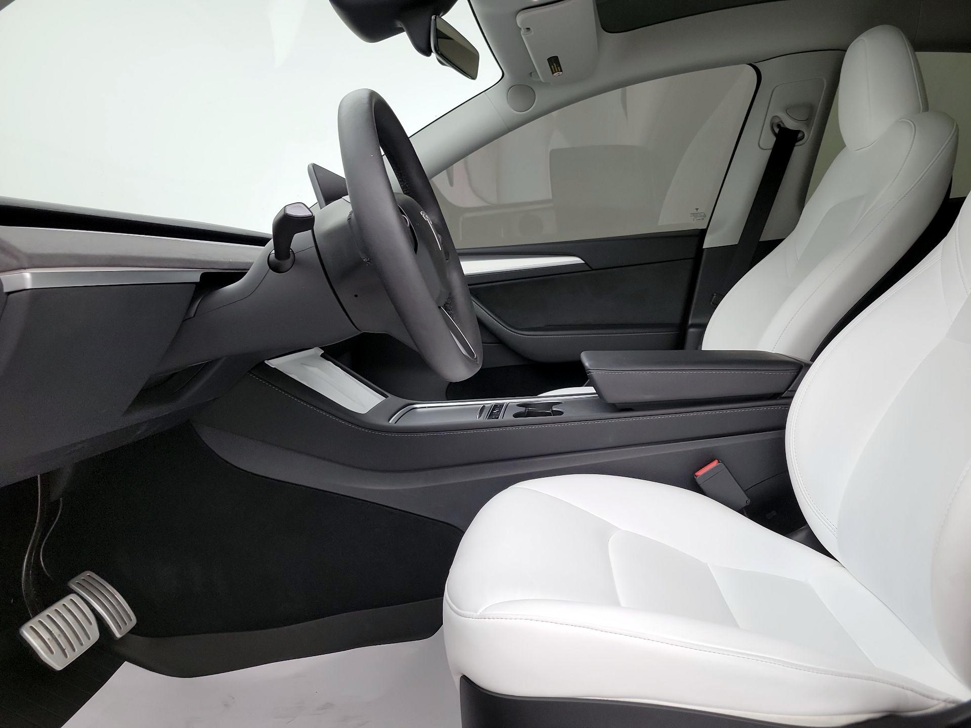 Thumbnail: 2023 Tesla Model Y - 11