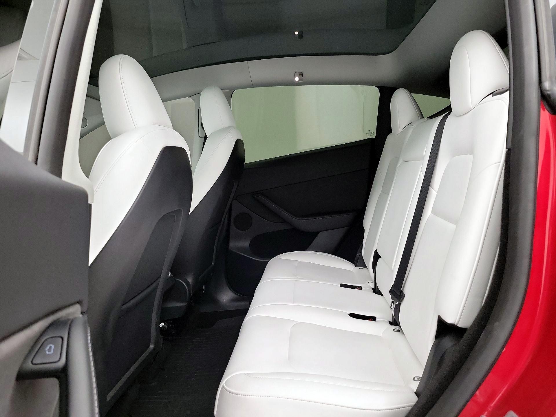 Thumbnail: 2023 Tesla Model Y - 19