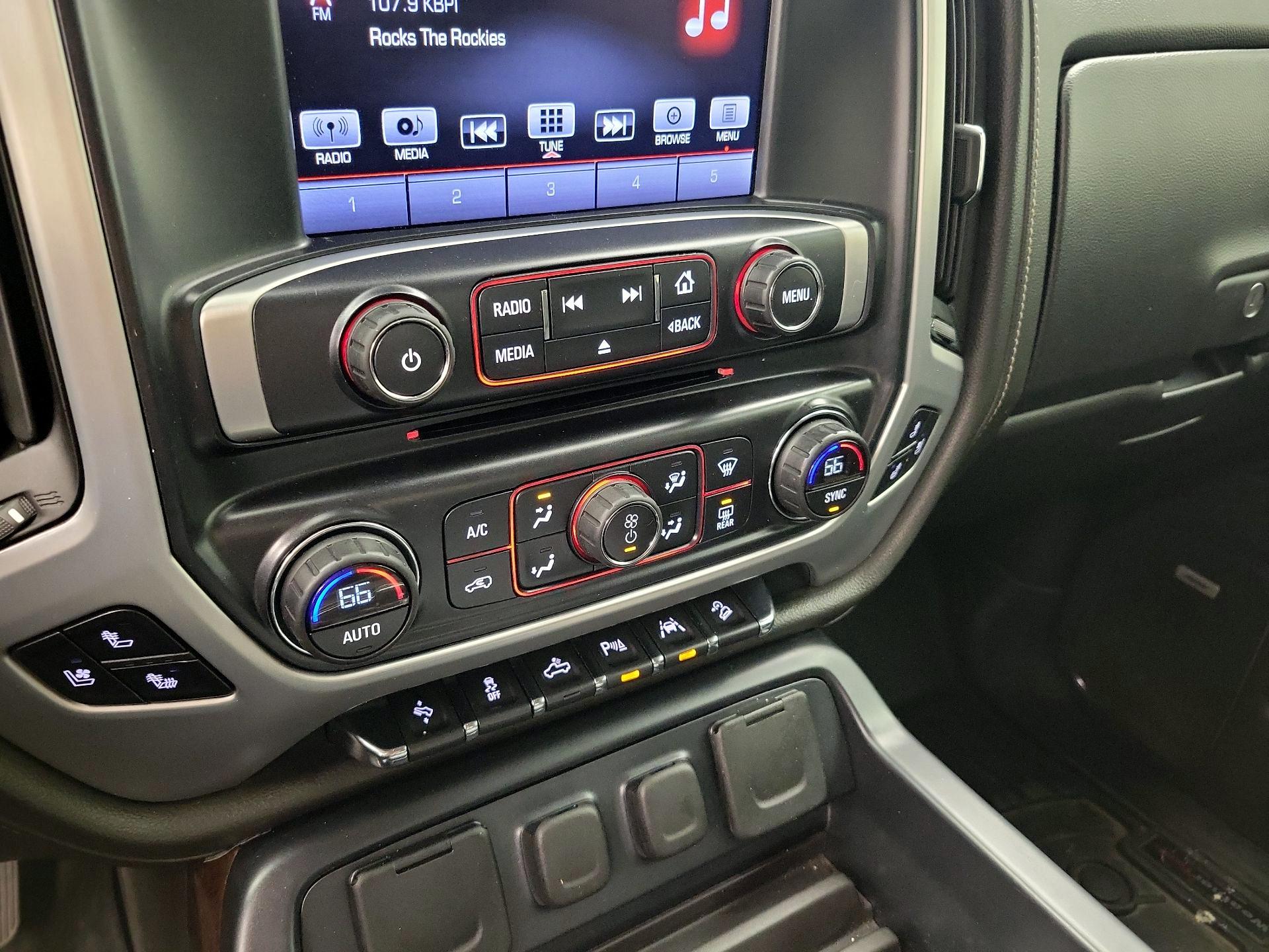 Thumbnail: 2016 GMC Sierra 1500 - 16