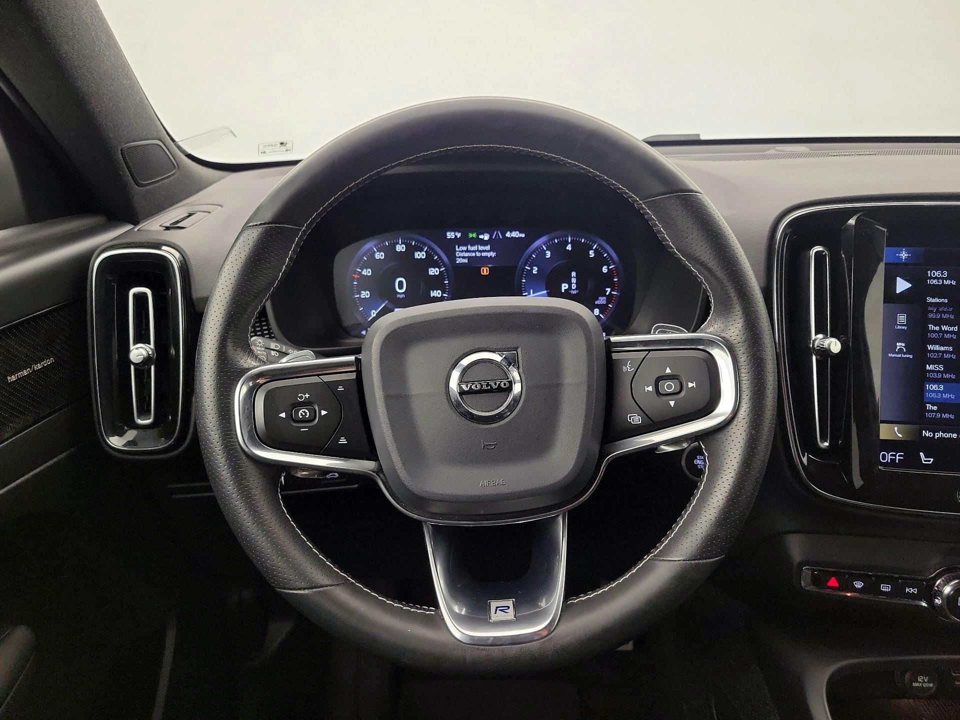 Thumbnail: 2020 Volvo XC40 - 10