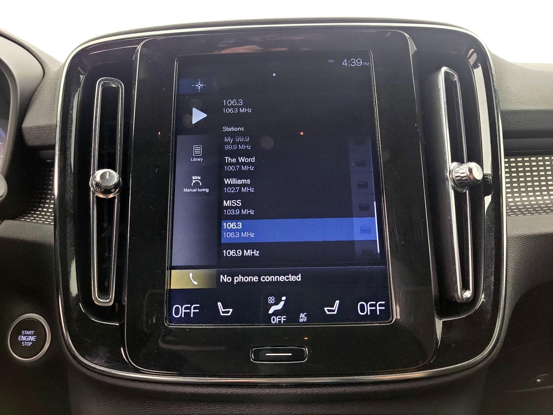 Thumbnail: 2020 Volvo XC40 - 15