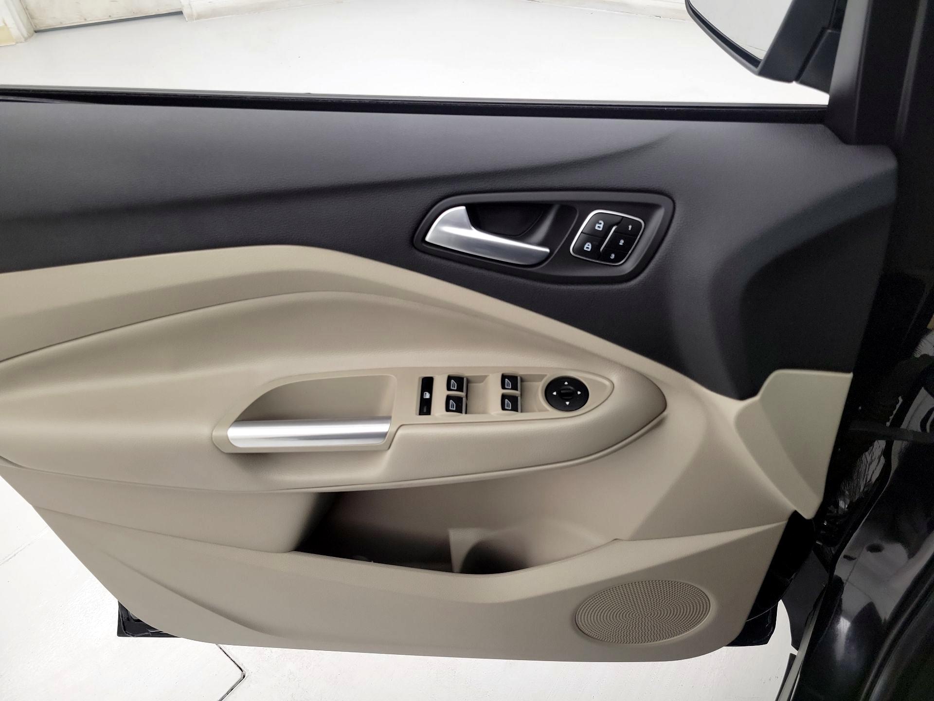 Thumbnail: 2018 Ford Escape - 12