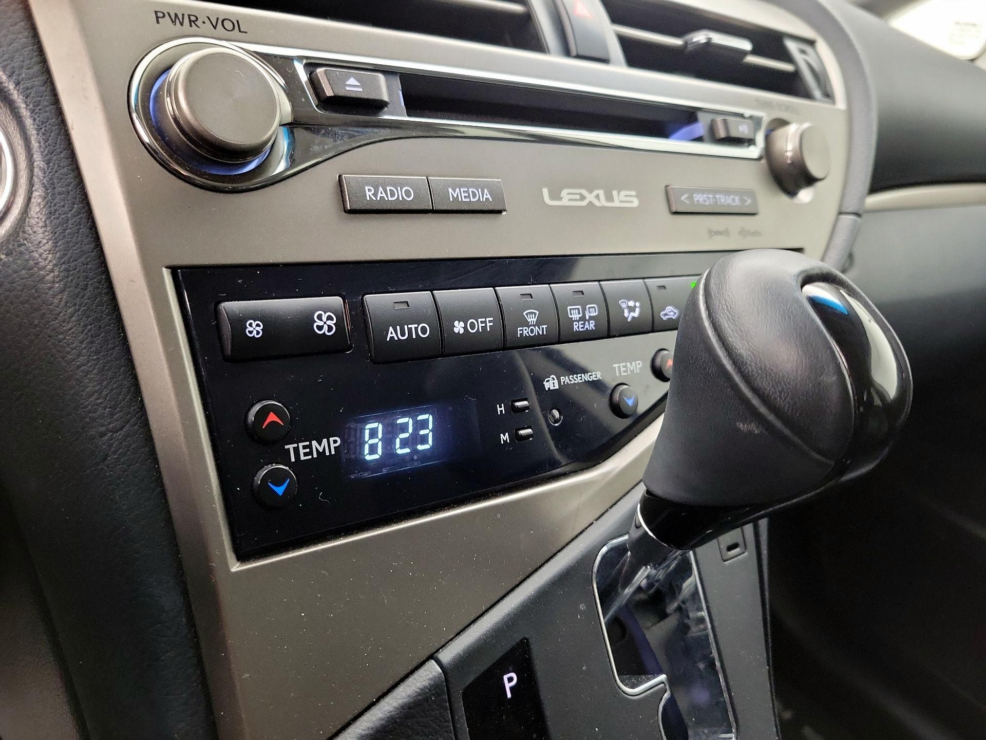 Thumbnail: 2015 Lexus RX - 16