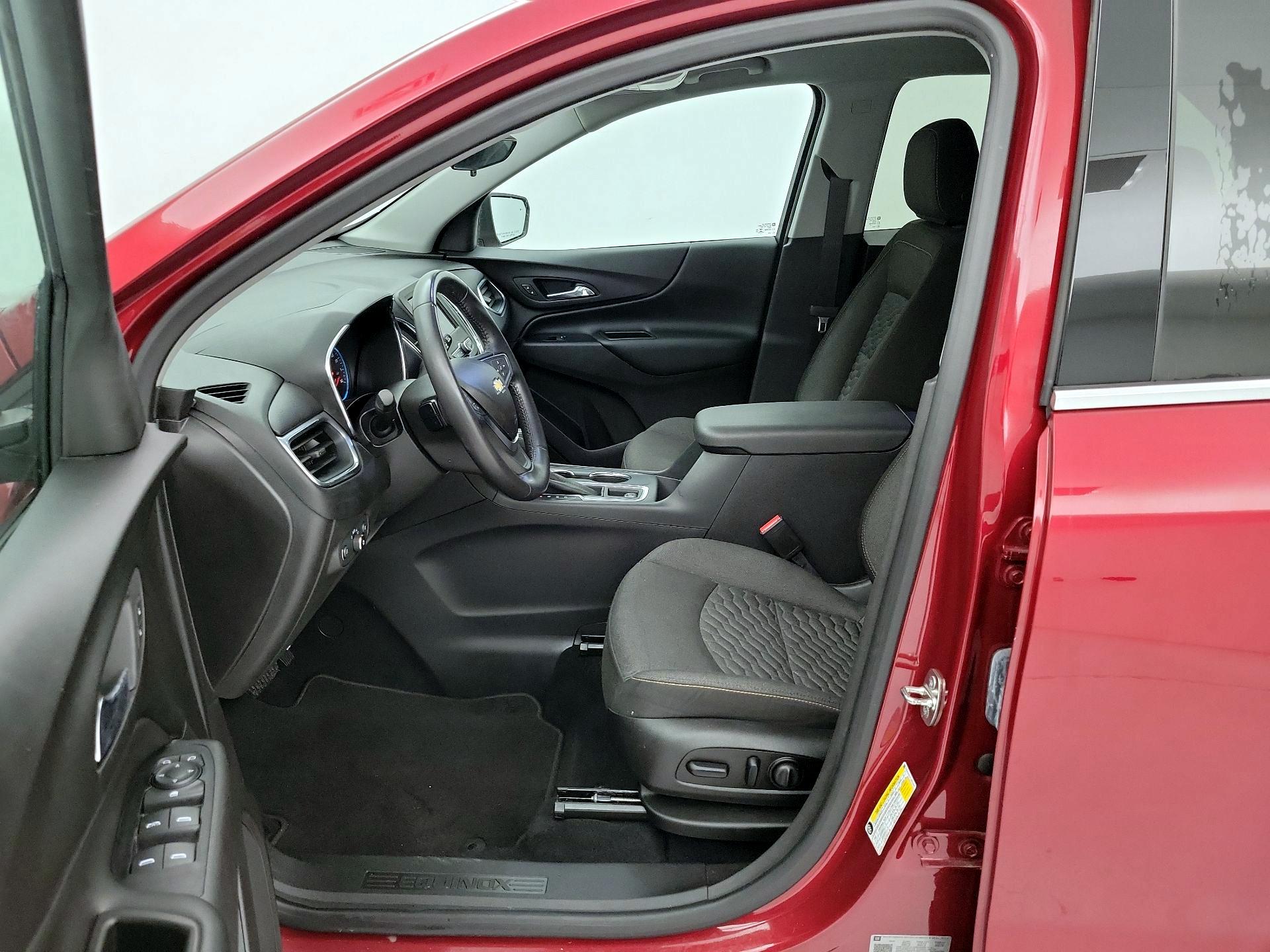 Thumbnail: 2020 Chevrolet Equinox - 11