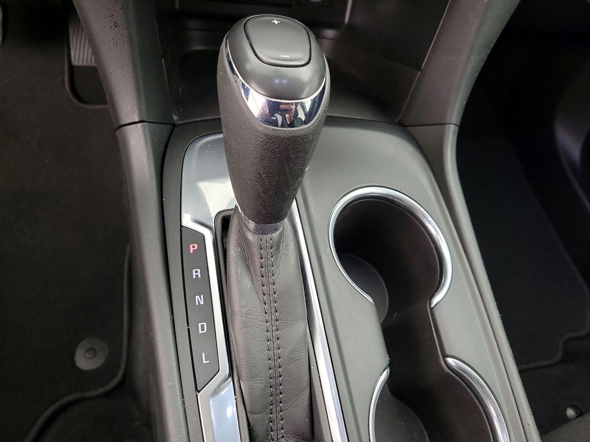 Thumbnail: 2020 Chevrolet Equinox - 17