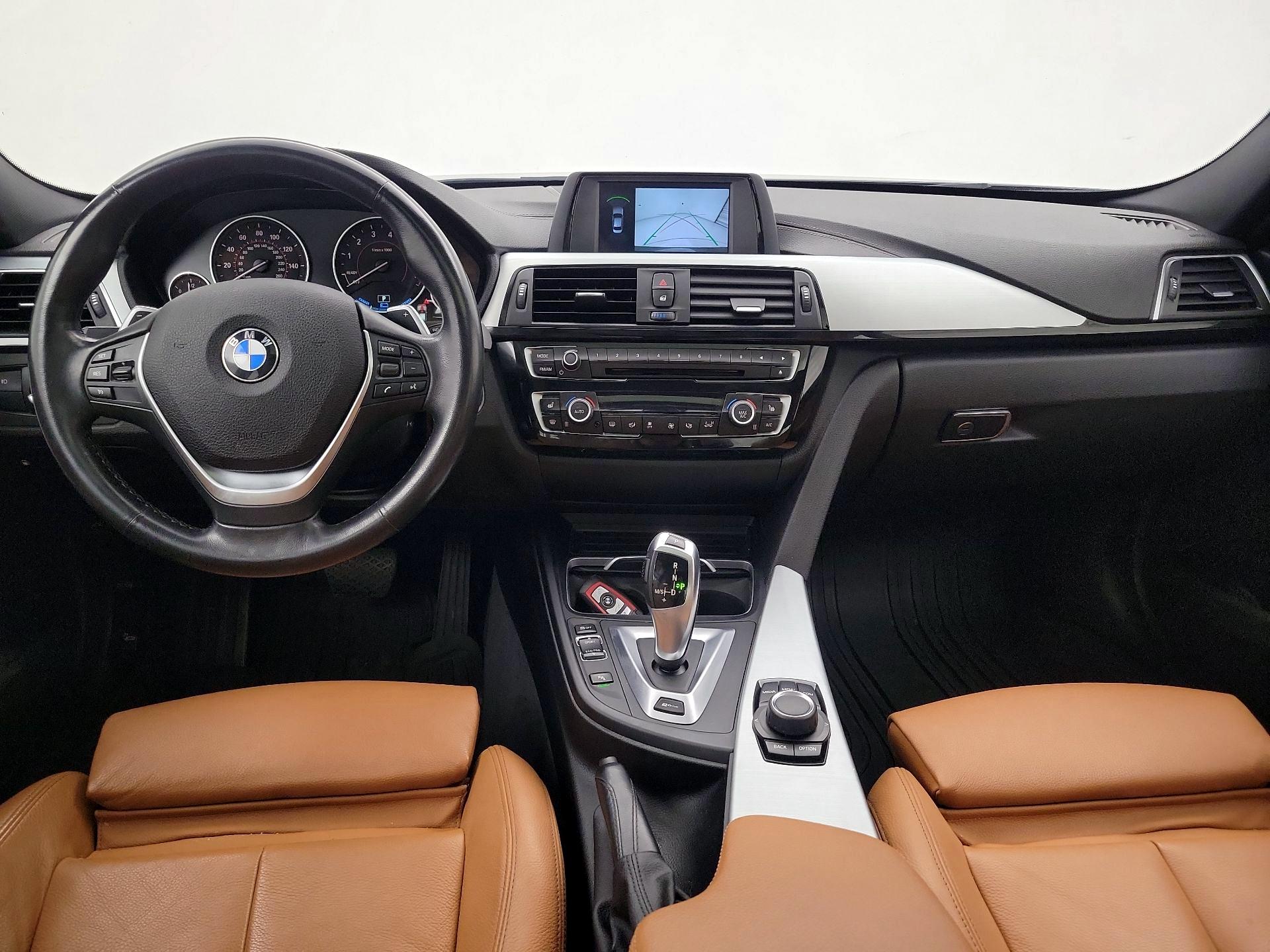 Thumbnail: 2018 BMW 3 Series - 9