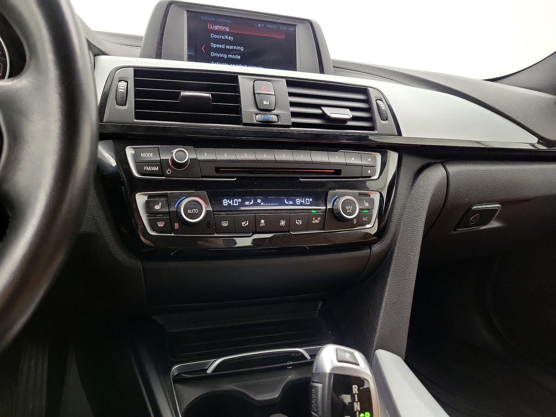 Thumbnail: 2018 BMW 3 Series - 16