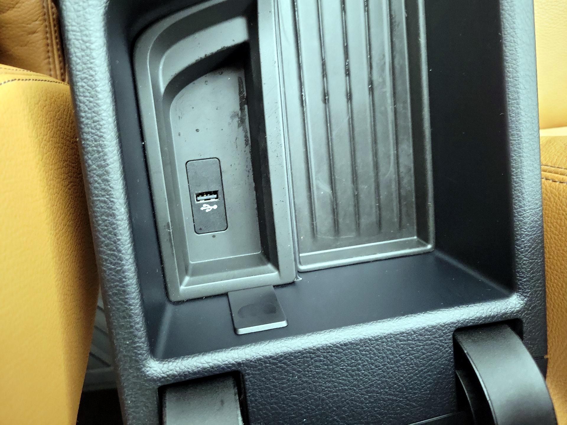 Thumbnail: 2018 BMW 3 Series - 18